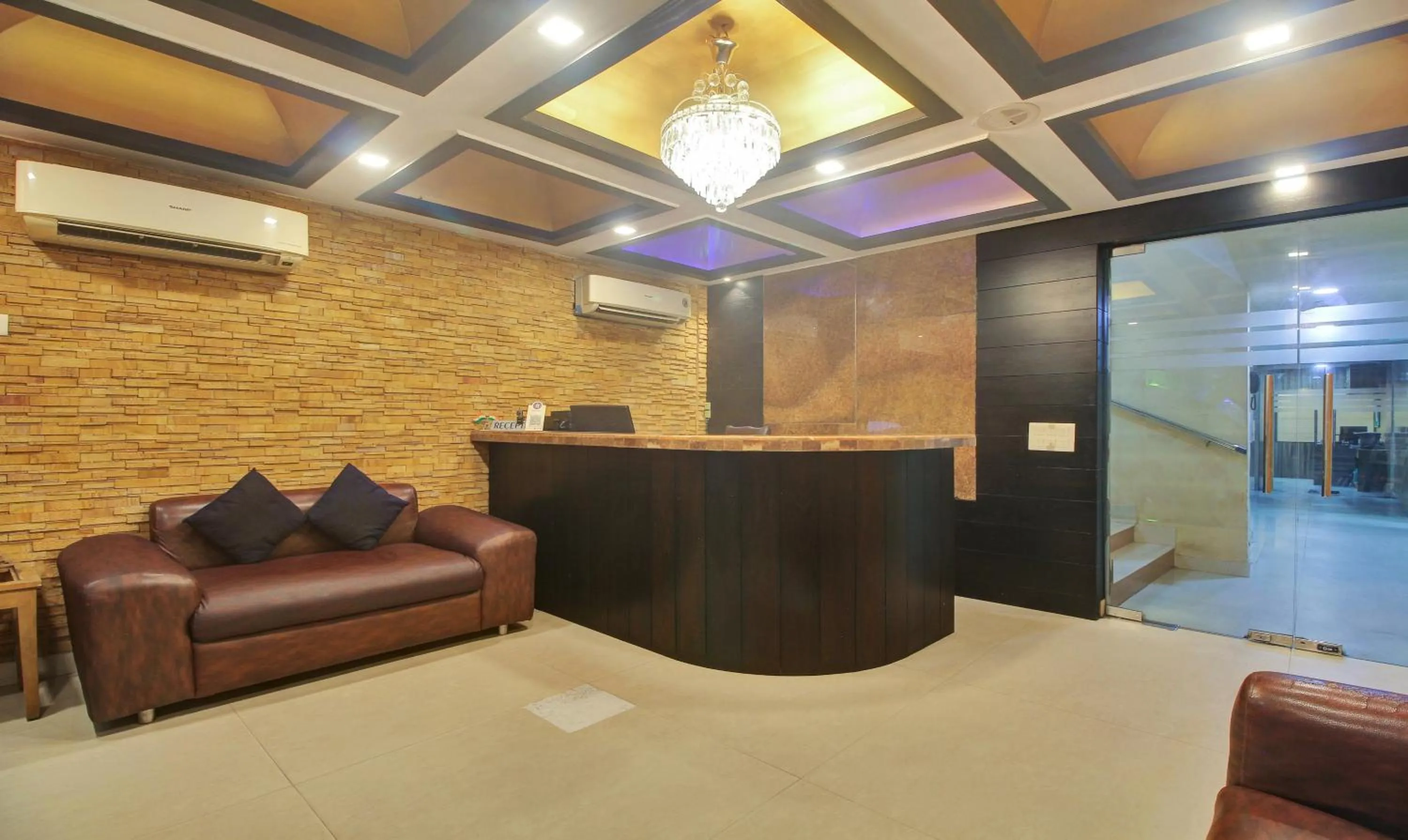 Lobby or reception in Treebo Mangalam, Bhawanipur