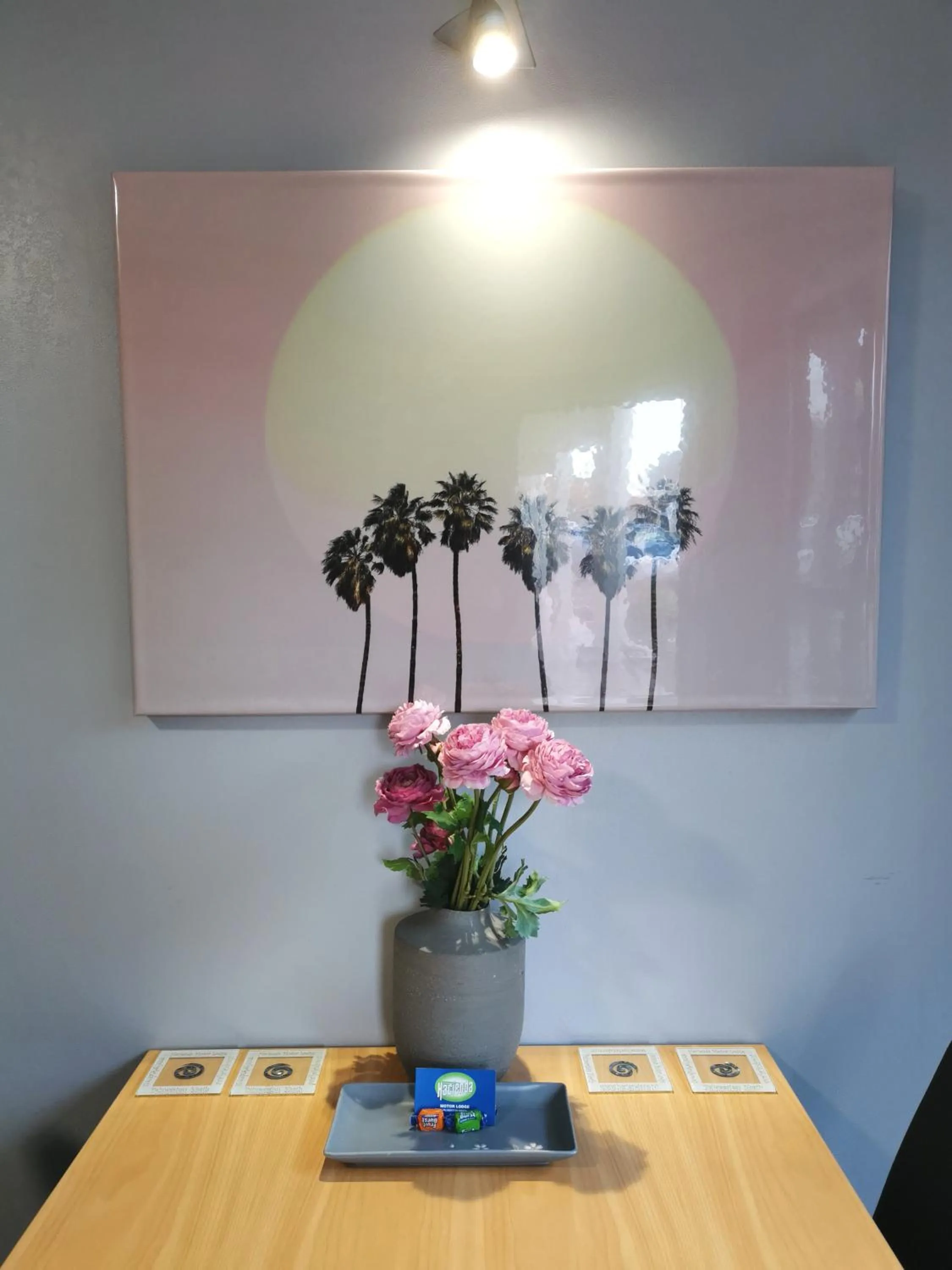 Dining area in Hacienda Motor Lodge
