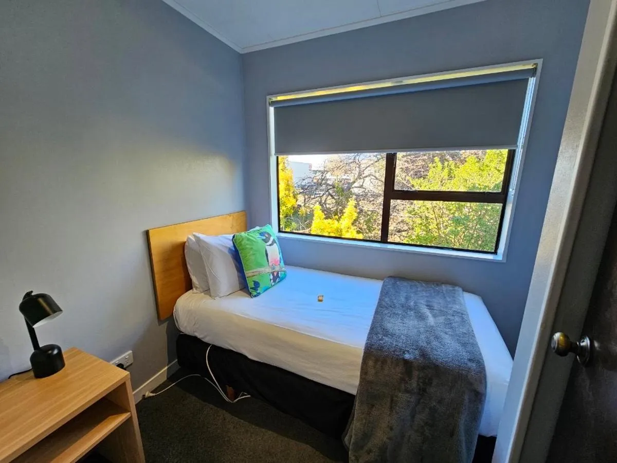 Bed in Hacienda Motor Lodge