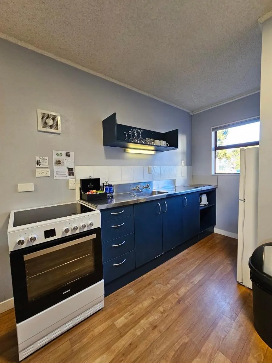 Hacienda Motor Lodge