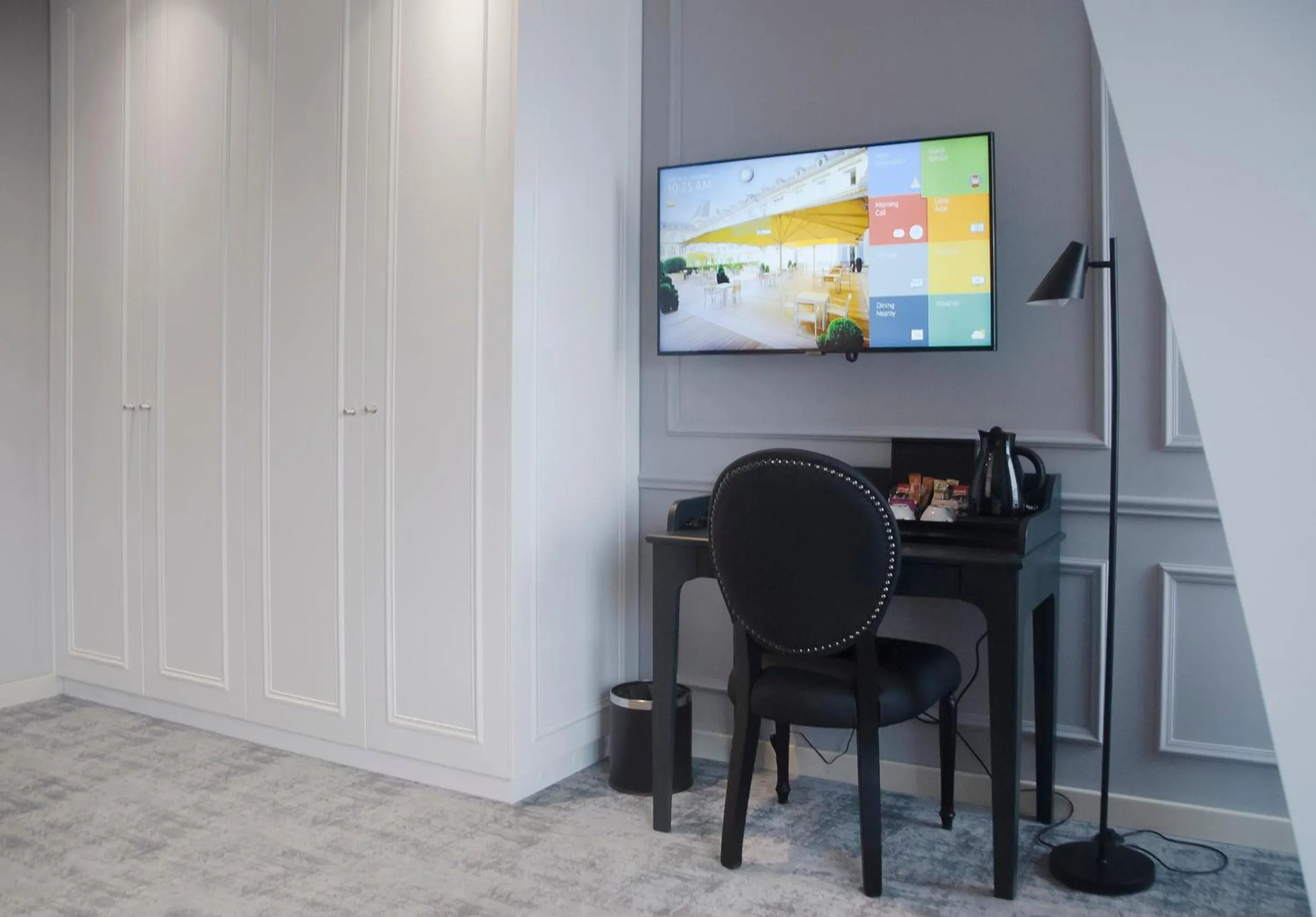 TV and multimedia in H41 Luxury Suites