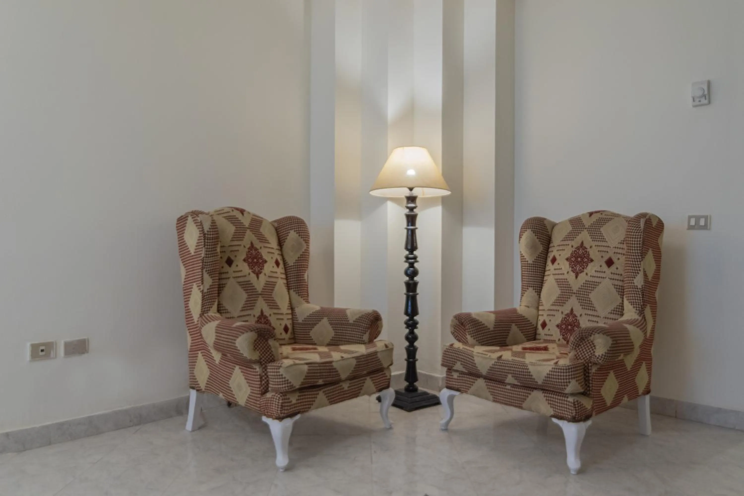 Living room in Dexon Roma Hotel