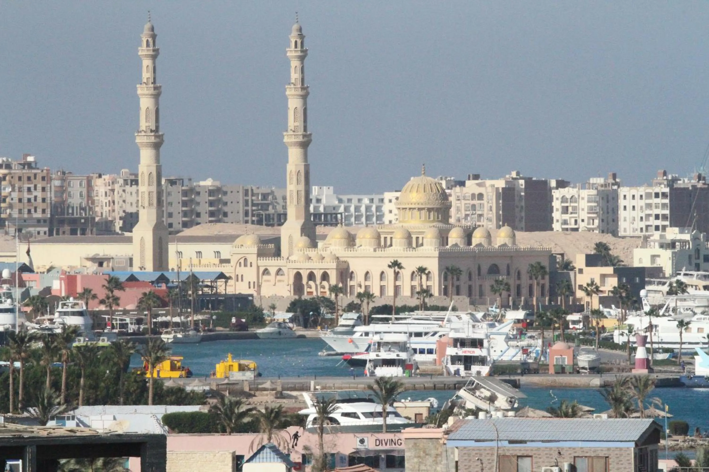 City view in Dexon Roma Hotel