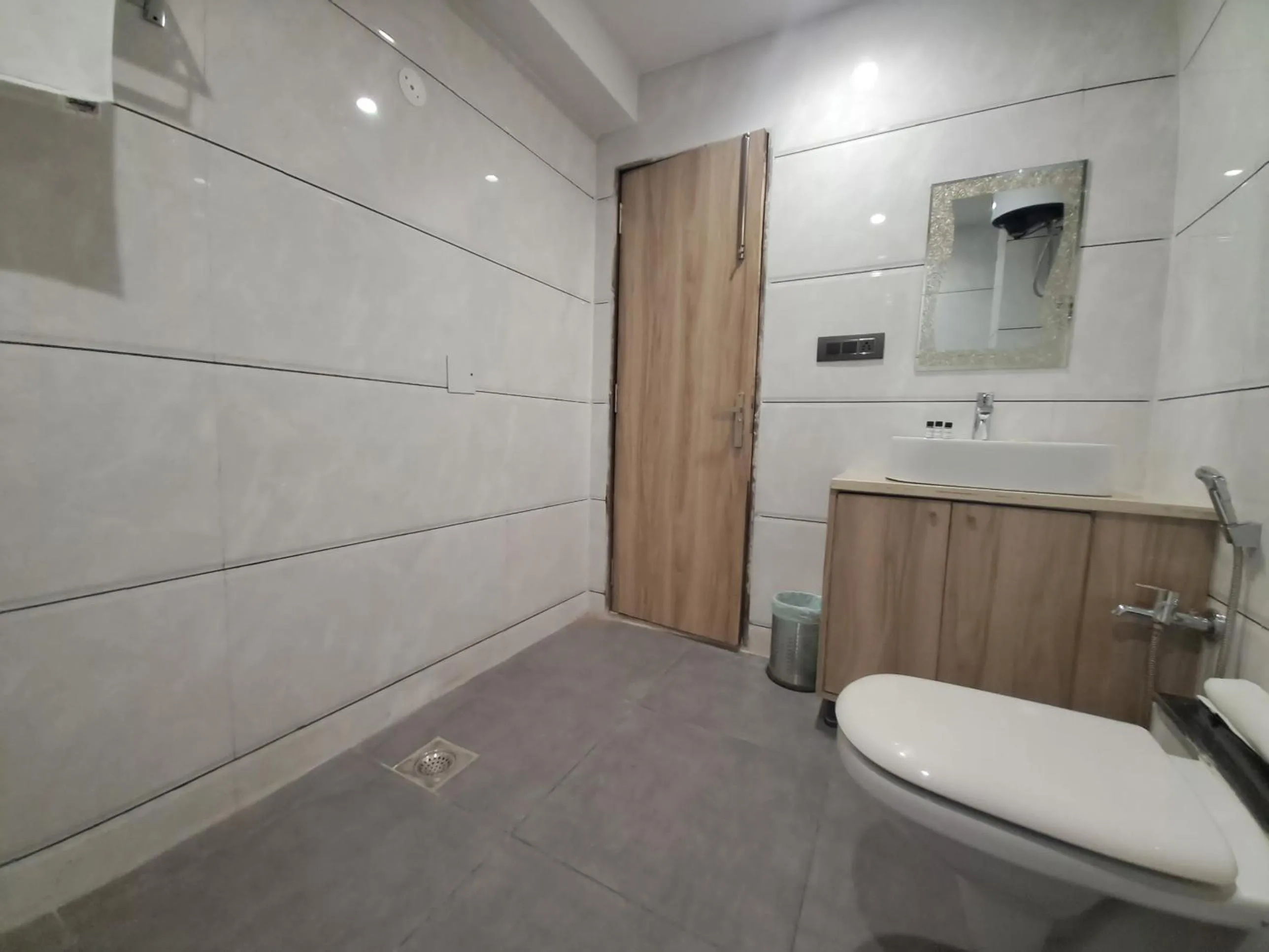 Shower in The Dwelling Inn