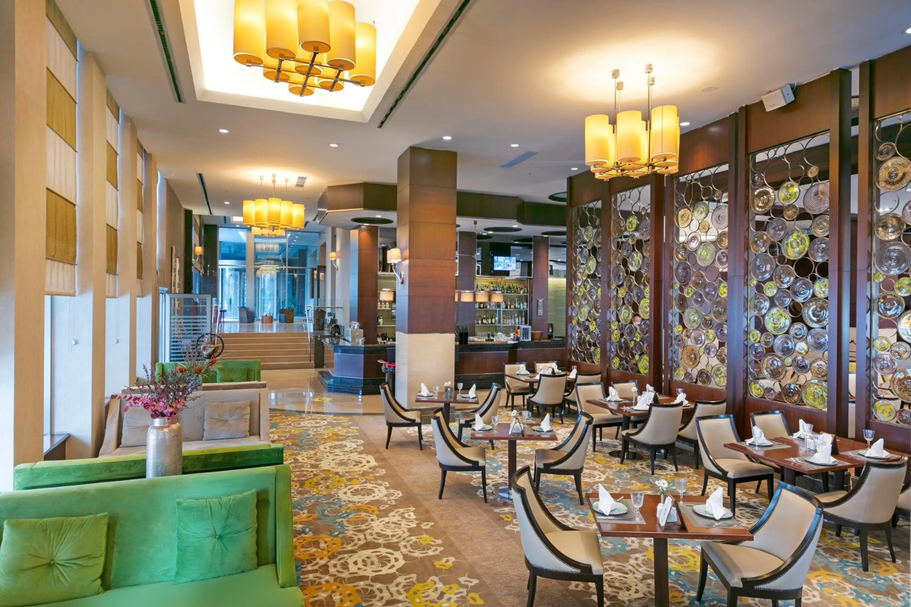 Restaurant/places to eat in Titanic Business Kartal