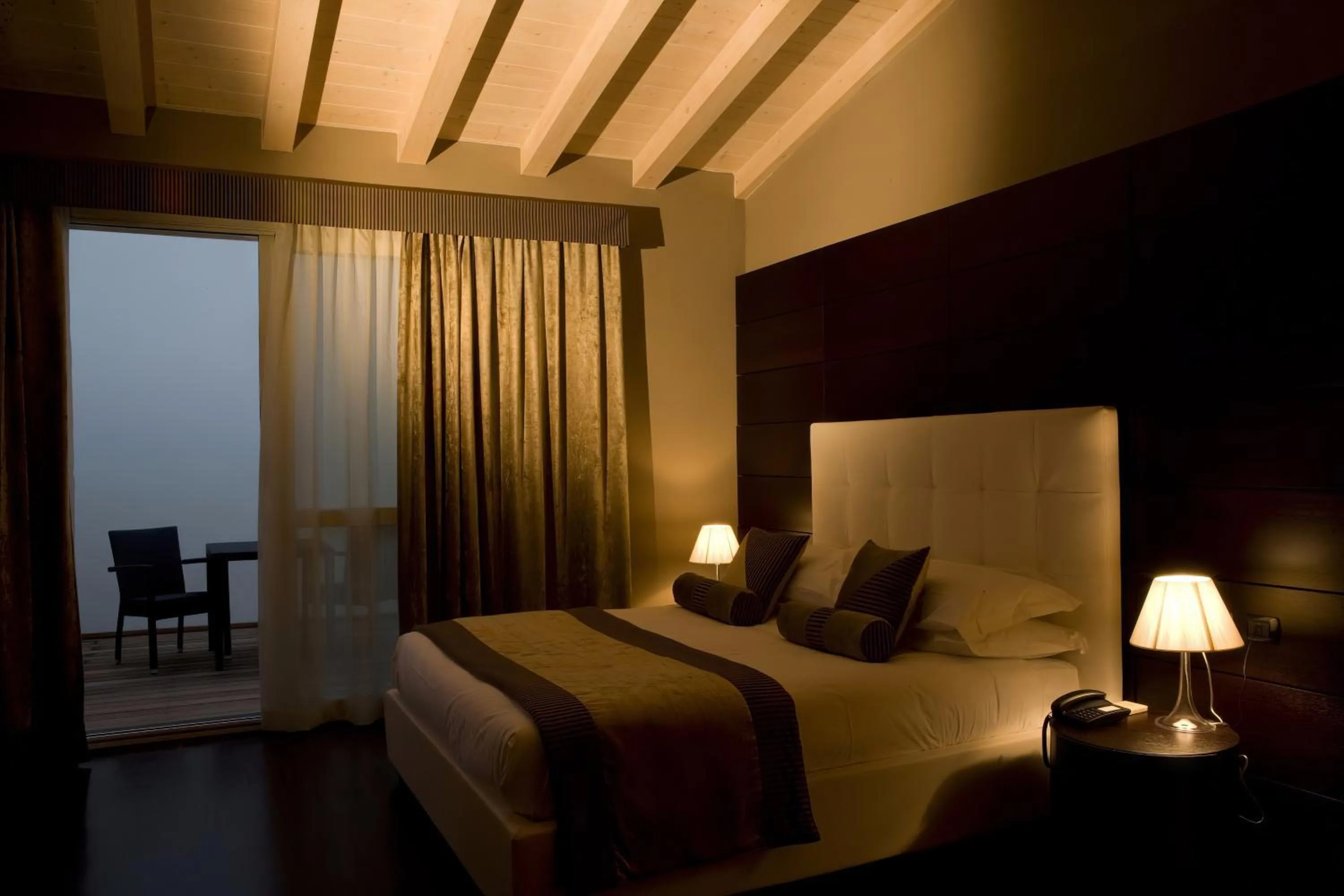 Bedroom, Bed in OneMhotel