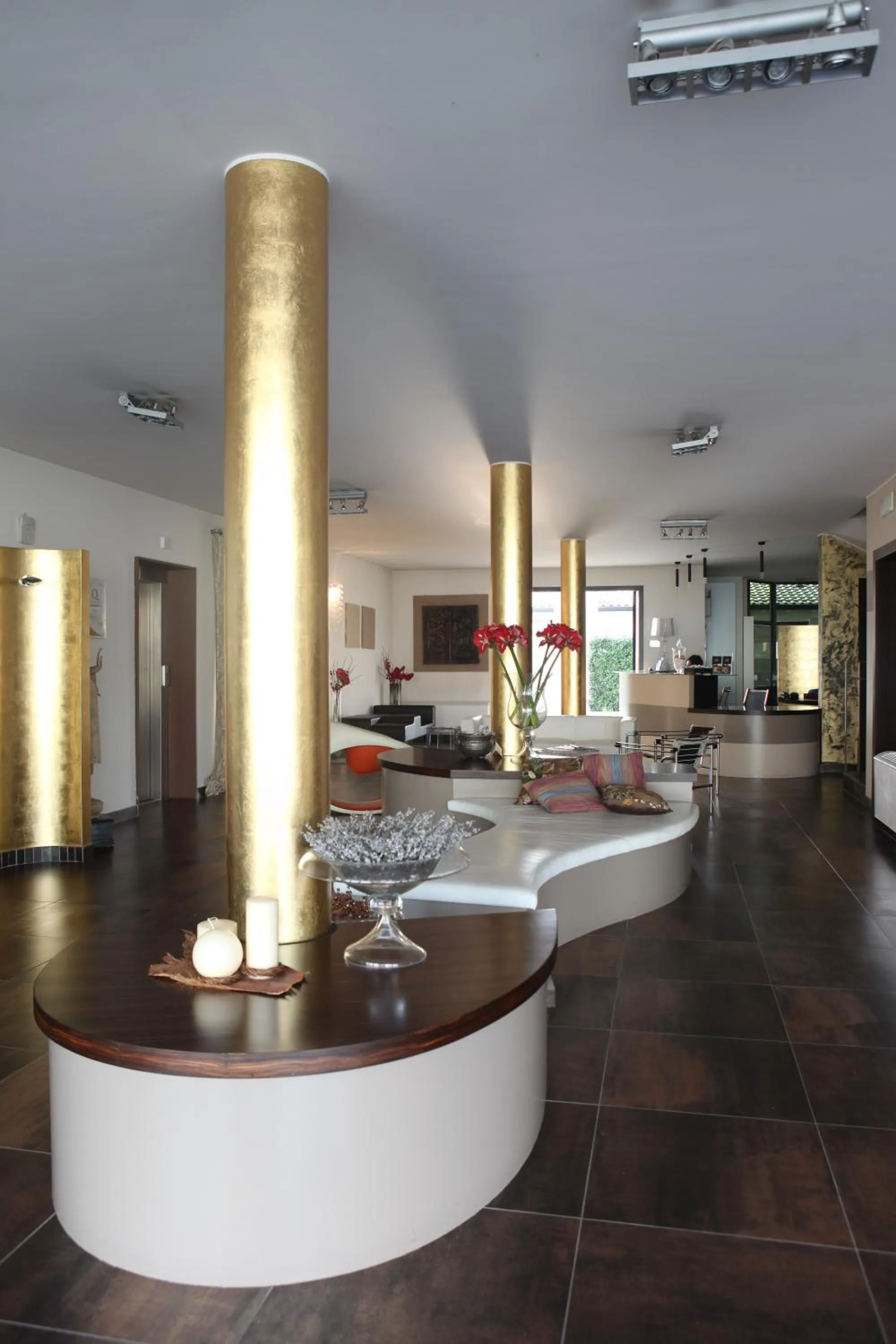 Facade/entrance in OneMhotel