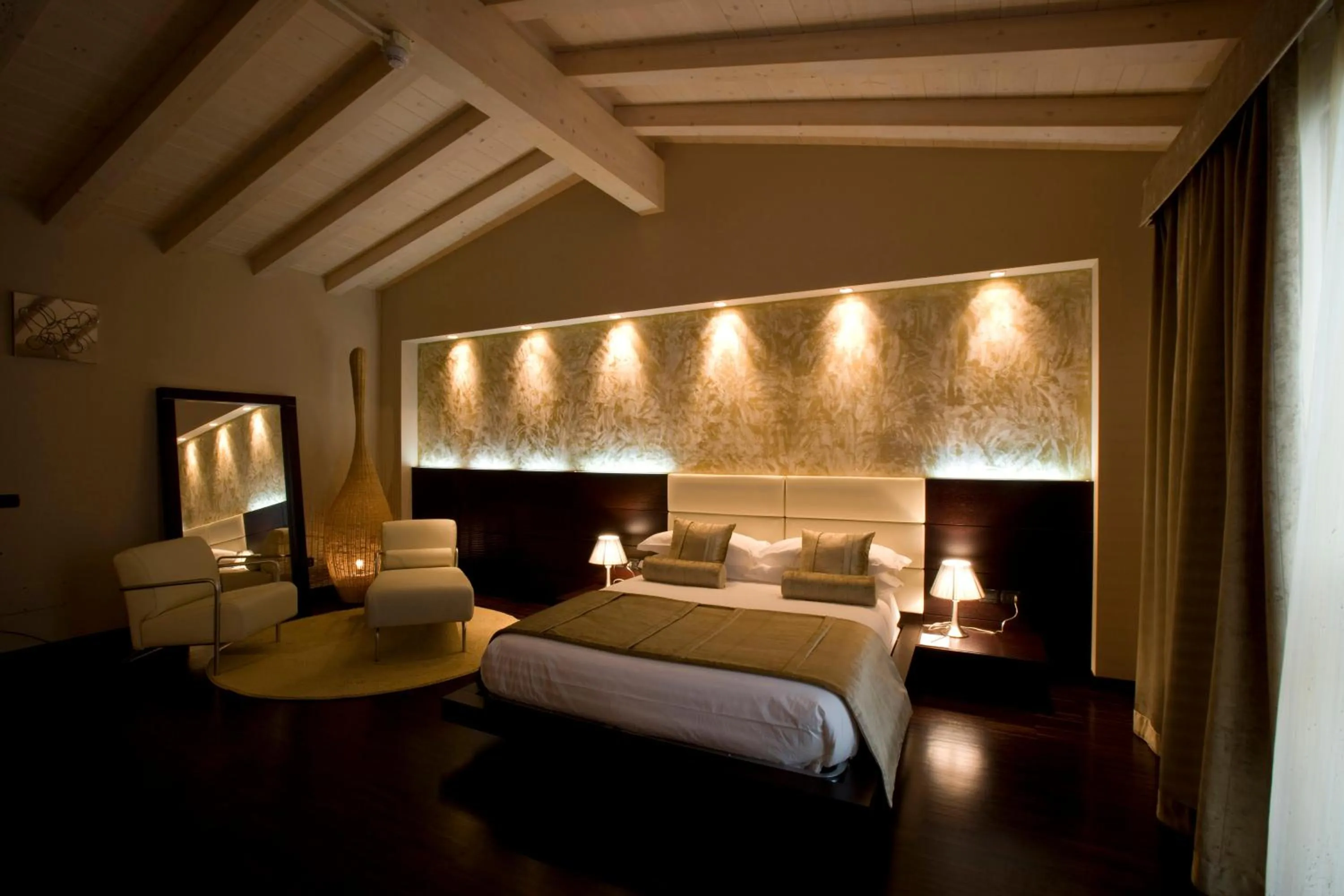 Bedroom in OneMhotel