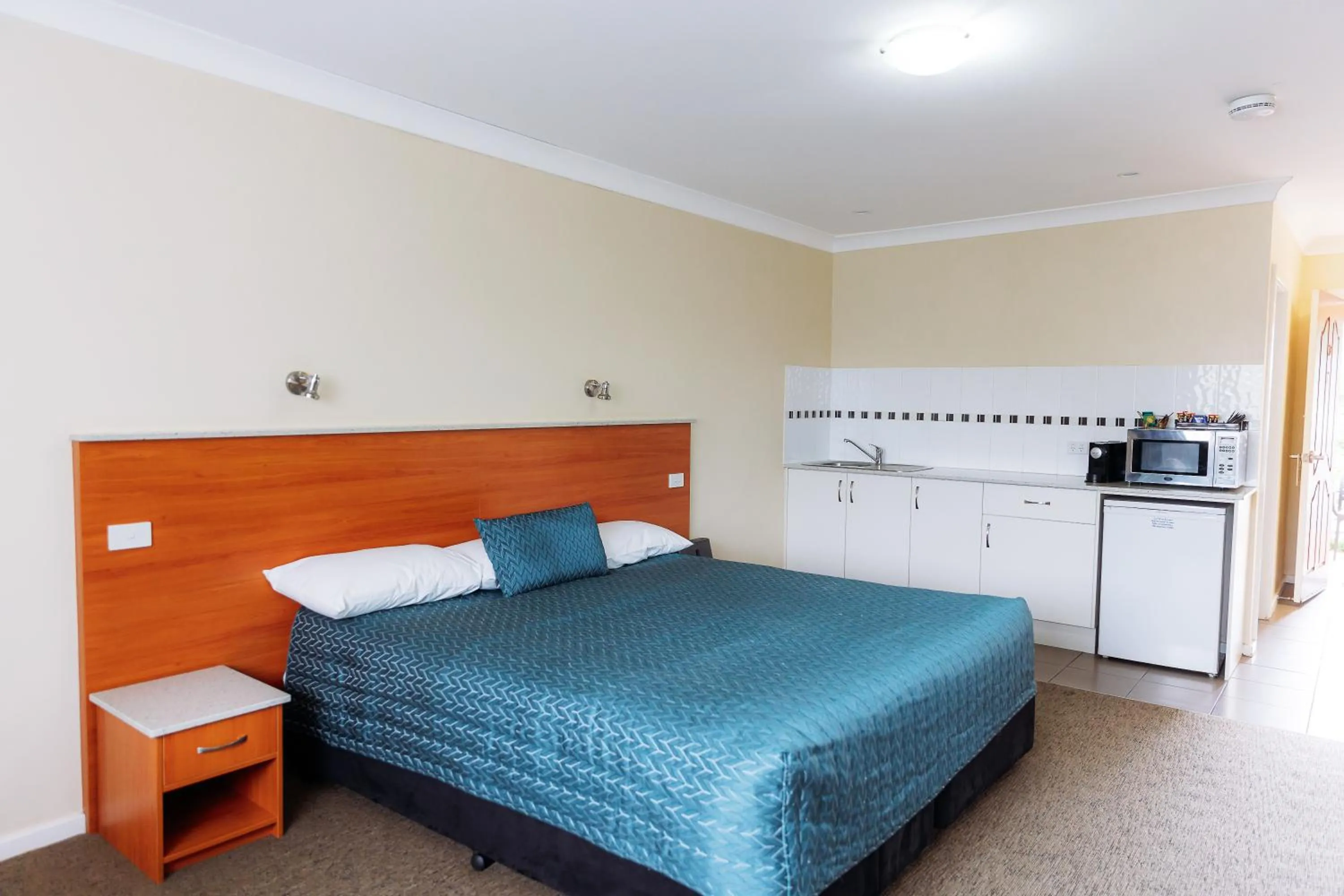 Bed in Scone Motor Inn & Apartments