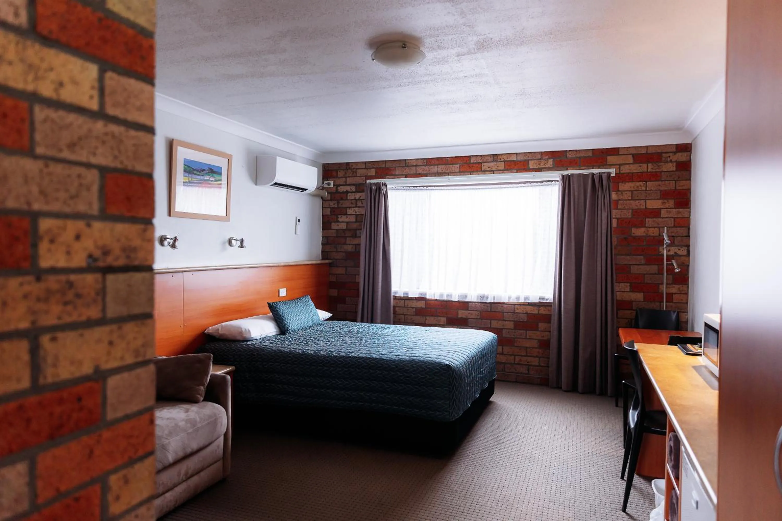 Bed in Scone Motor Inn & Apartments