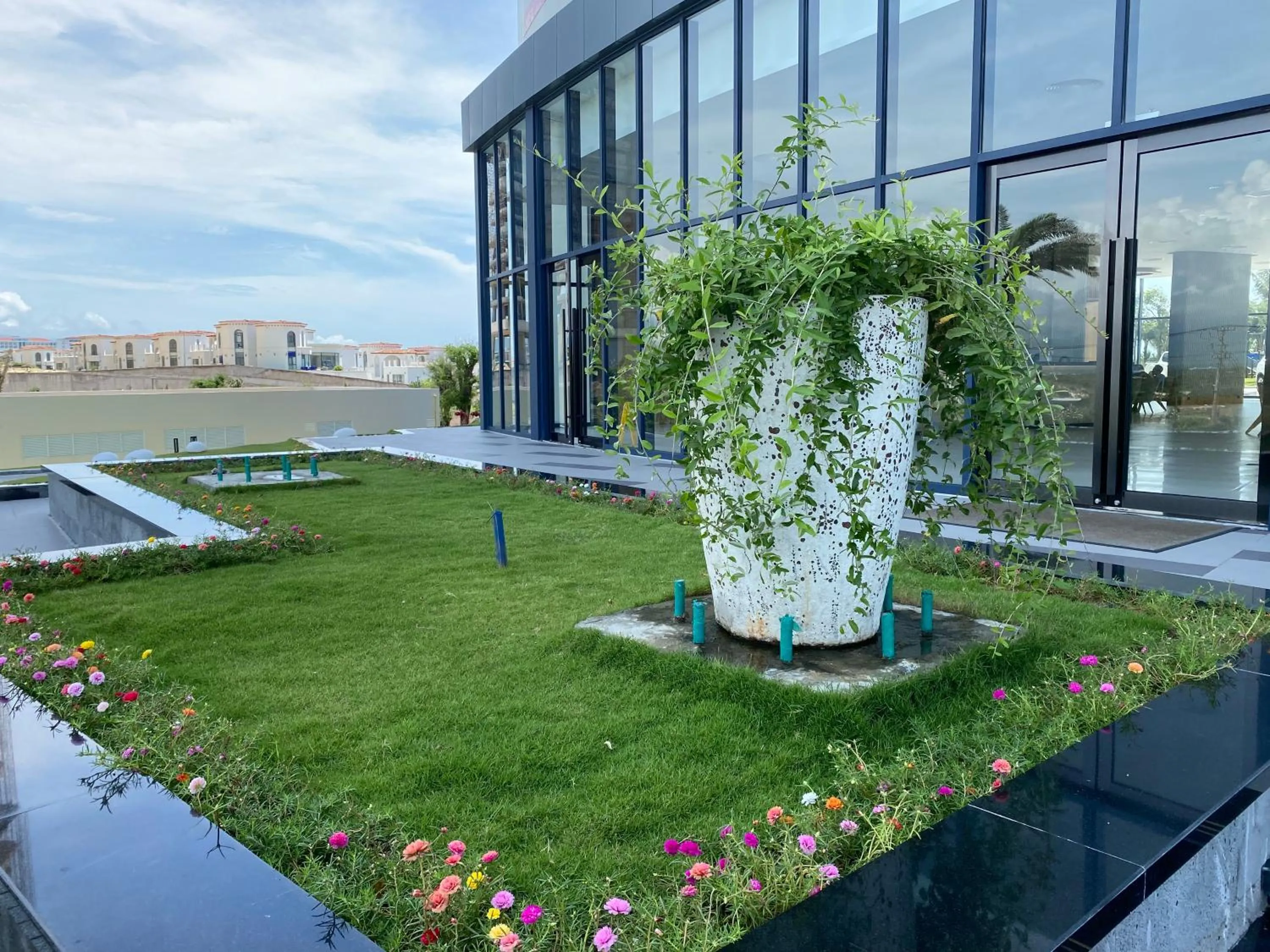 Property building in Seaview Cam Ranh Home