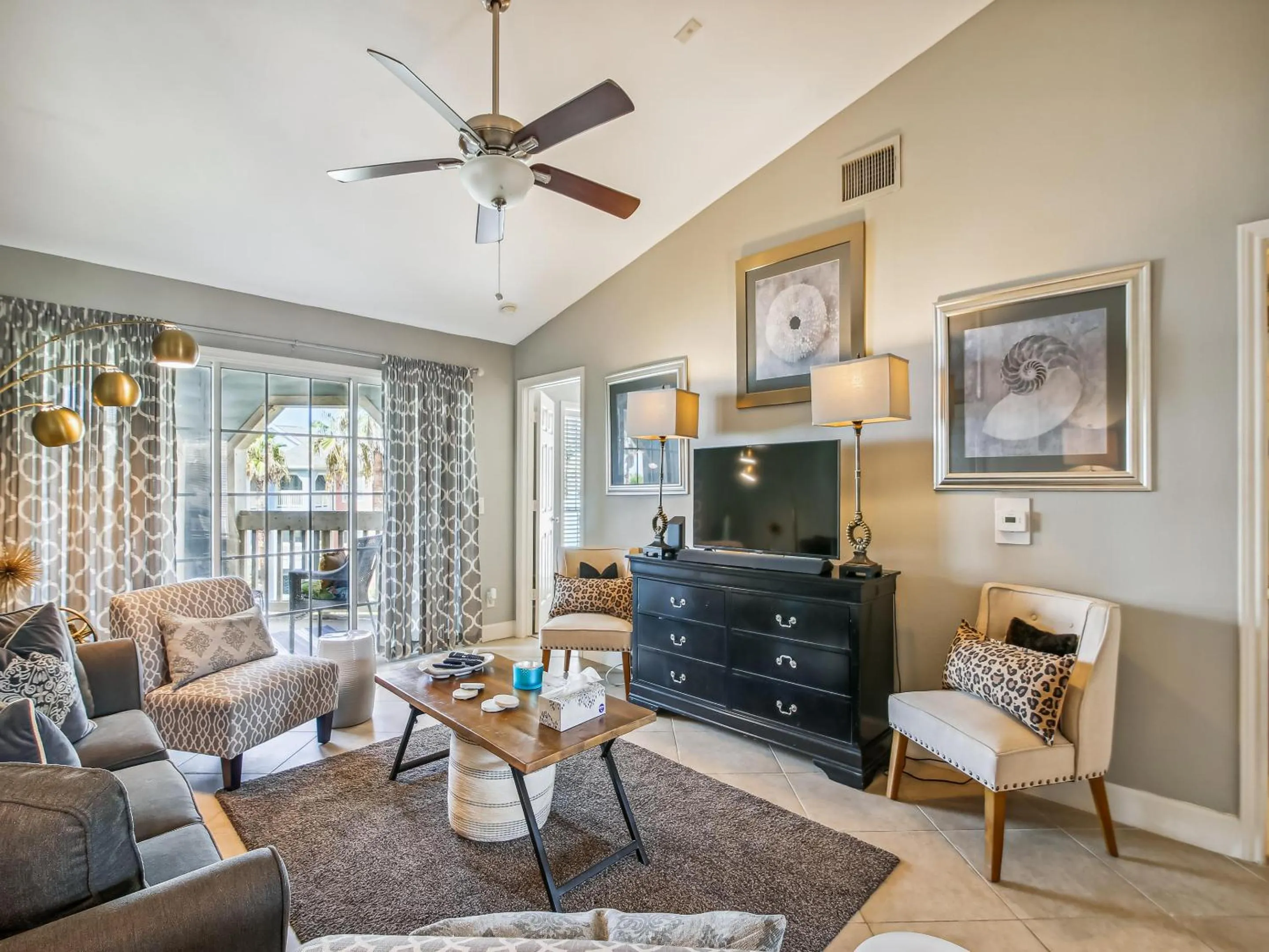 Property building in Dawn 335 - Beautiful Dawn