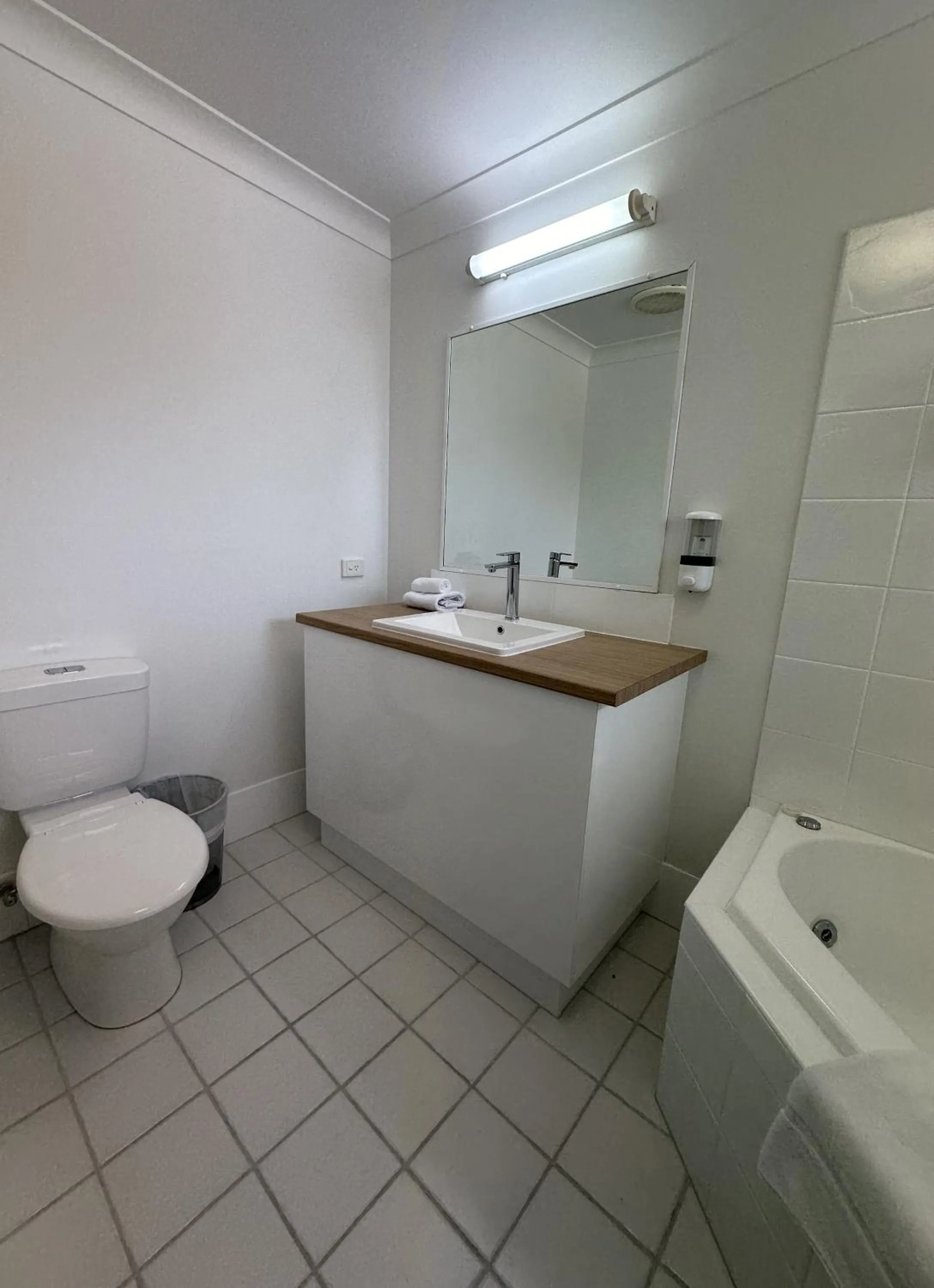 Bathroom in Logan City Motor Inn