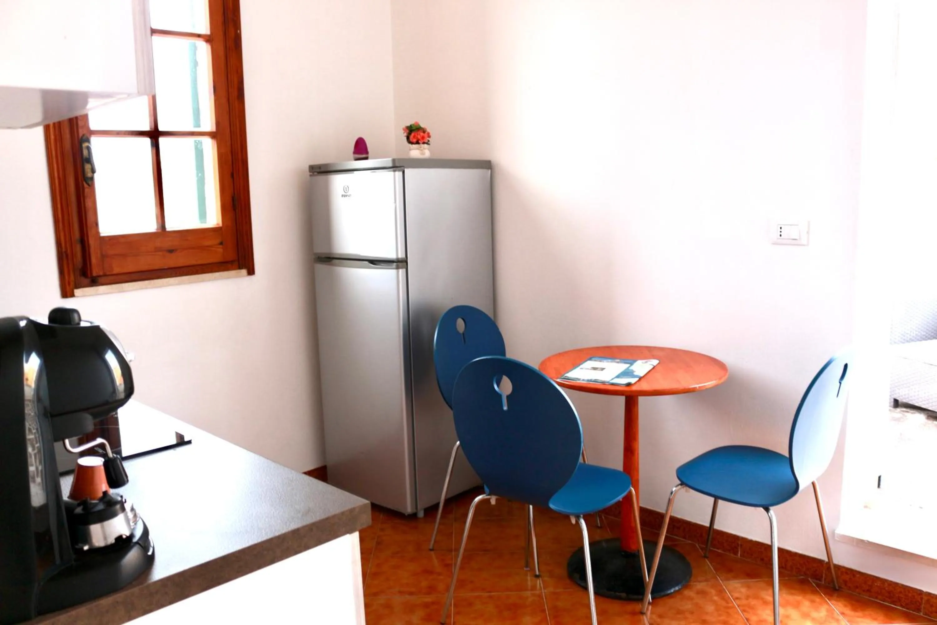 Kitchen/Kitchenette in Monte Cuccu Bed & Breakfast