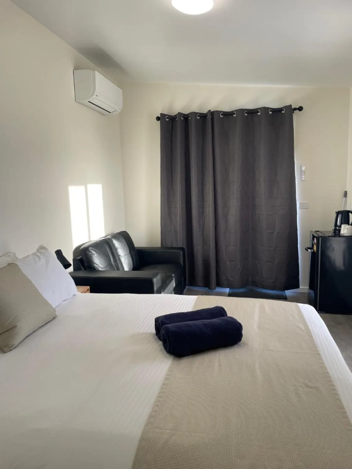 Bed in Gum Tree Caravan Park