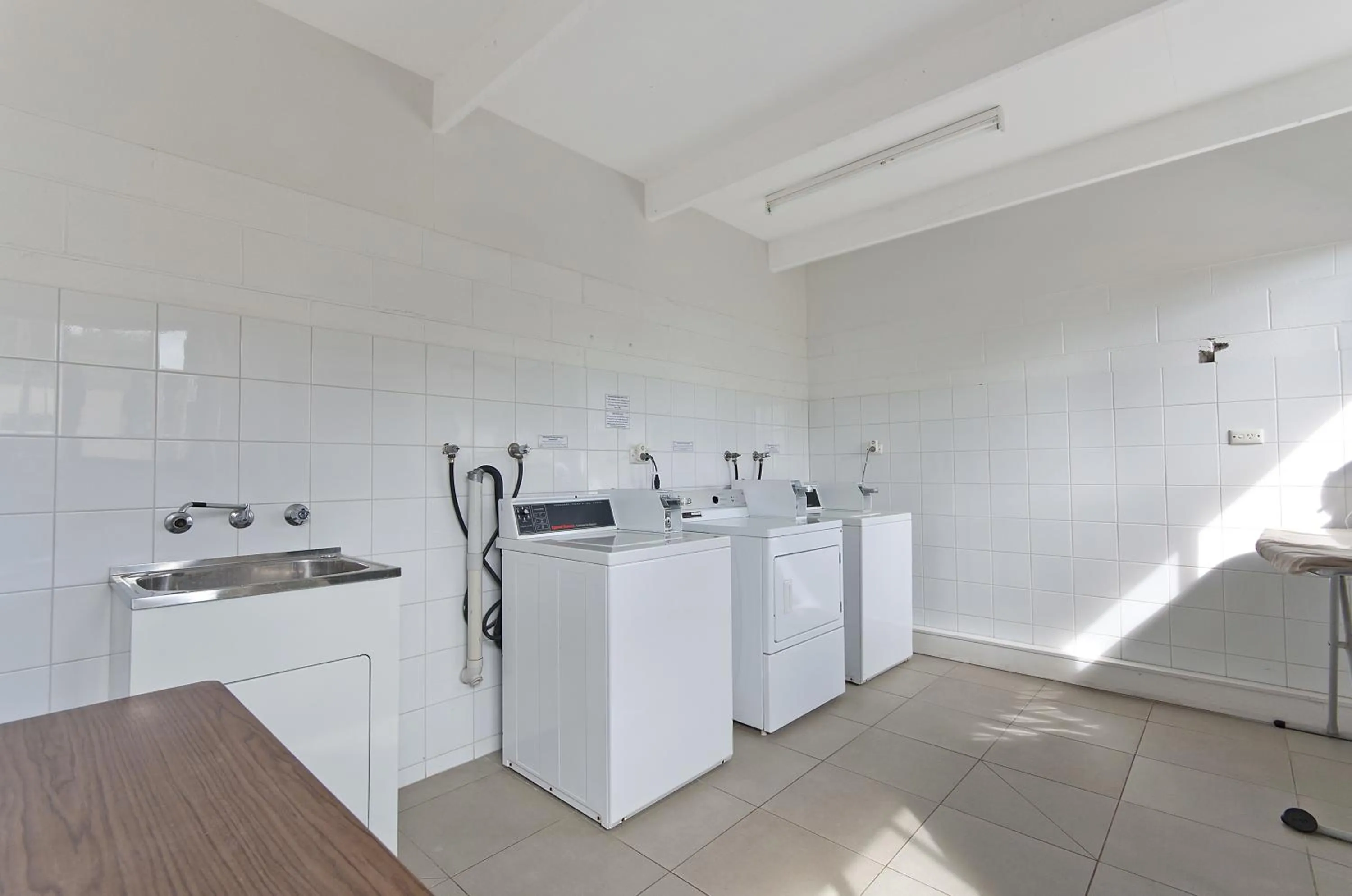 Area and facilities in Gum Tree Caravan Park