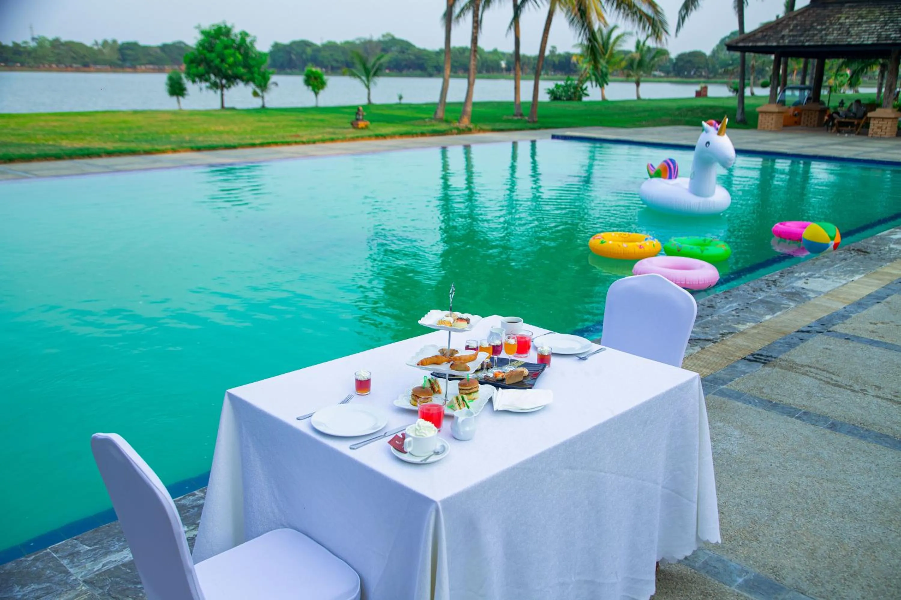Swimming pool in KMA Kaytumadi Hotel