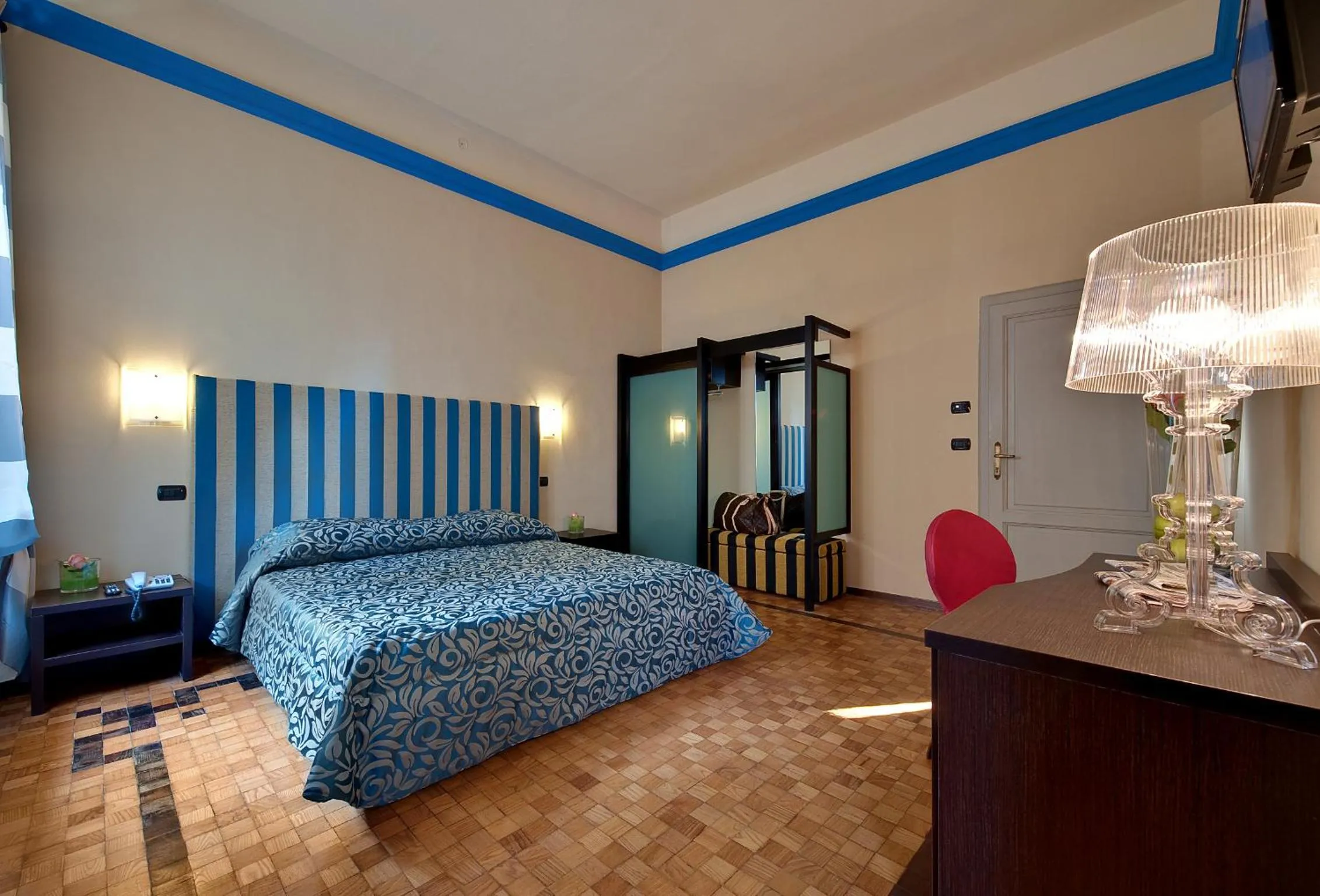 Bed in Grand Hotel Nizza Et Suisse