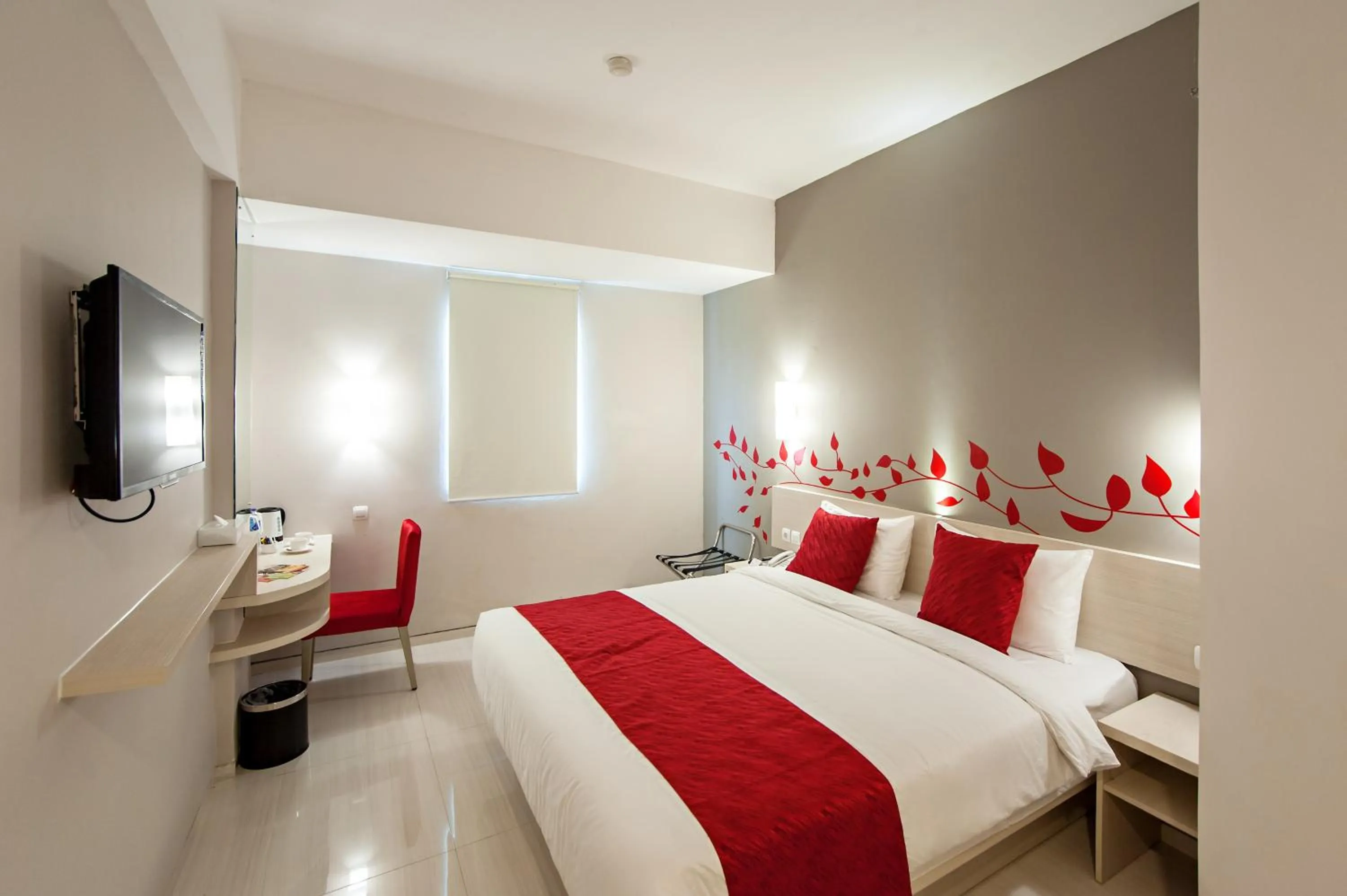 Bed in HOM Hotel Kudus by Horison Group