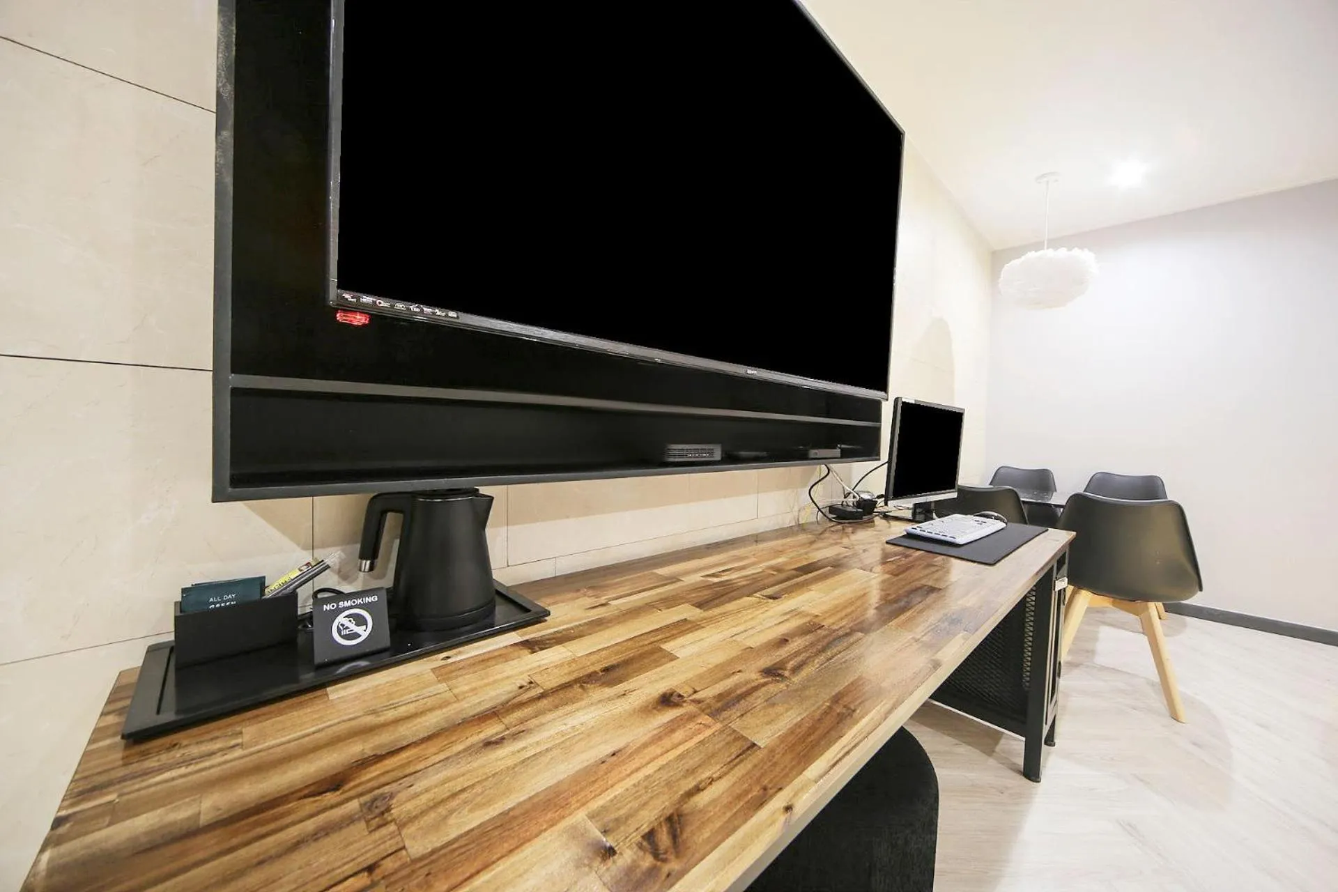 Masan First Class Hotel