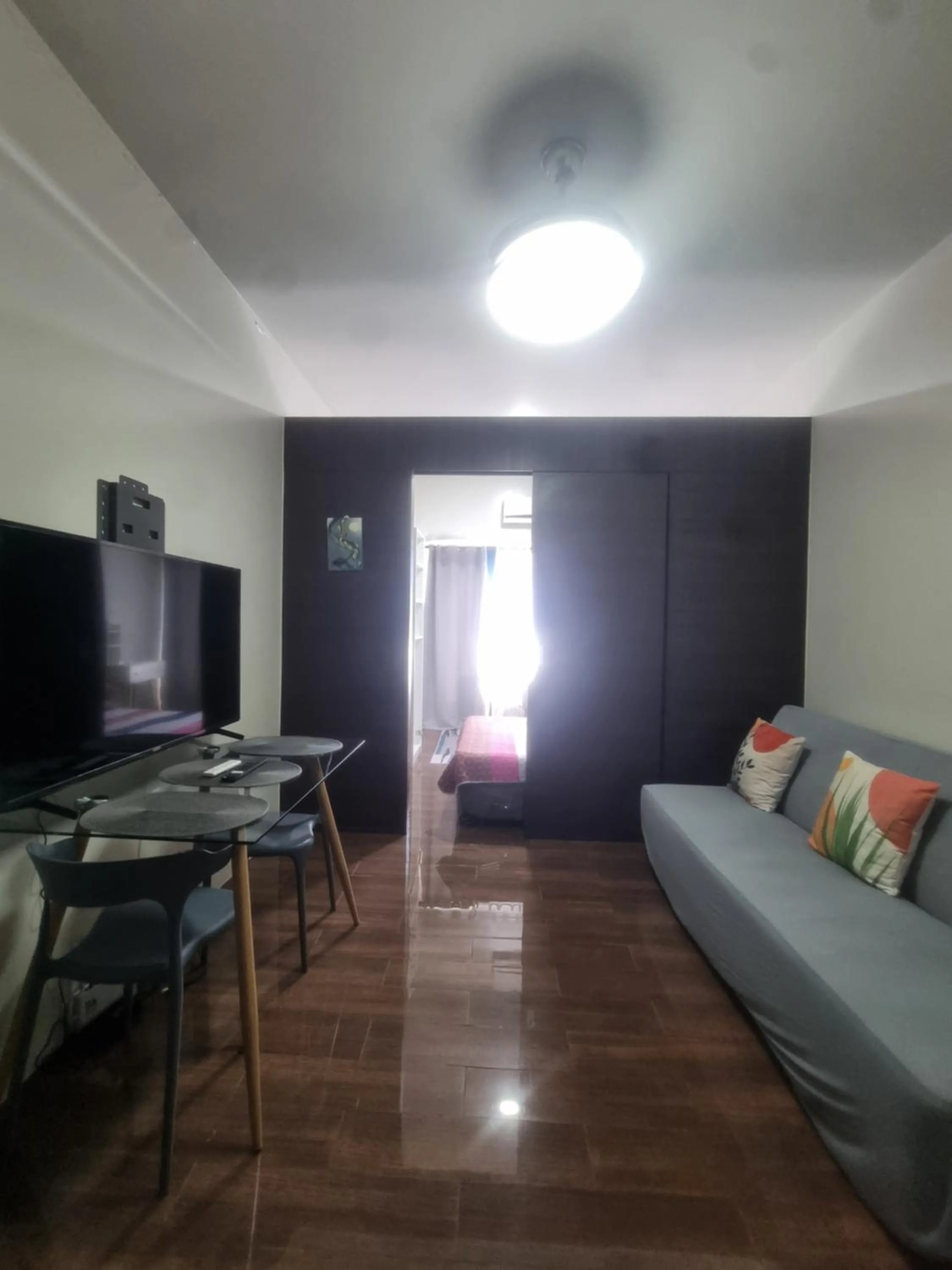 Great View 1 BR Condo in Makati near Trident Tower