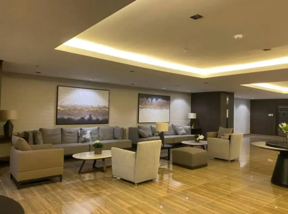 Great View 1 BR Condo in Makati near Trident Tower