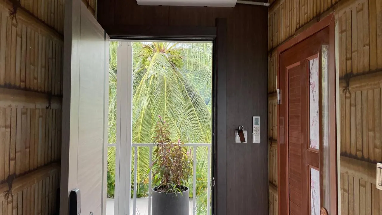 WHITE SAND ARK RESORT