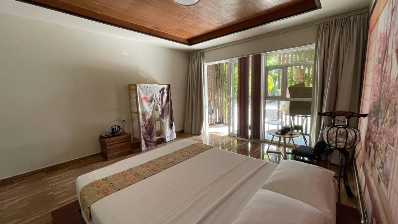 Bed in WHITE SAND ARK RESORT