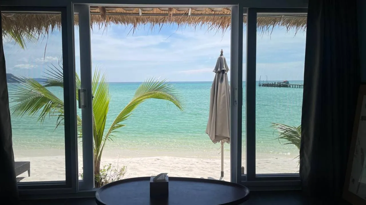 WHITE SAND ARK RESORT