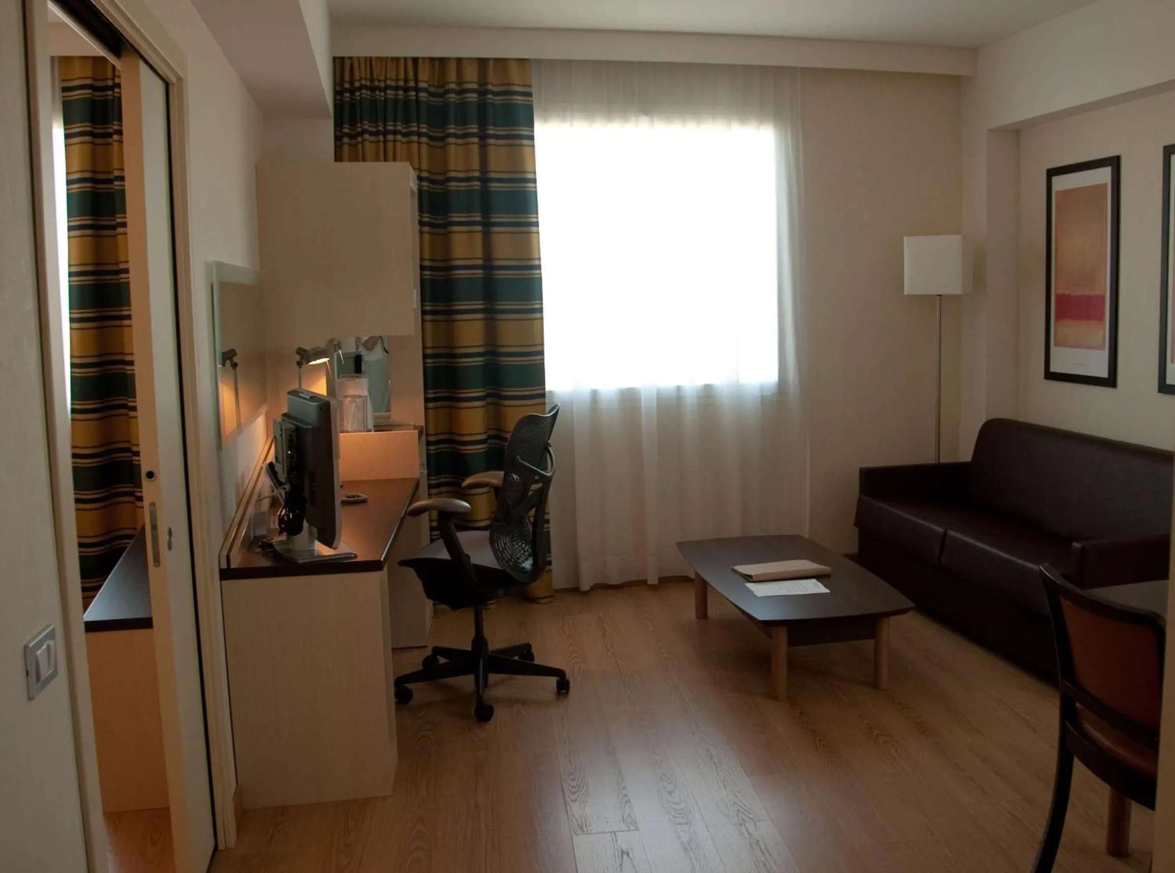 Bed in Hilton Garden Inn Rome Airport