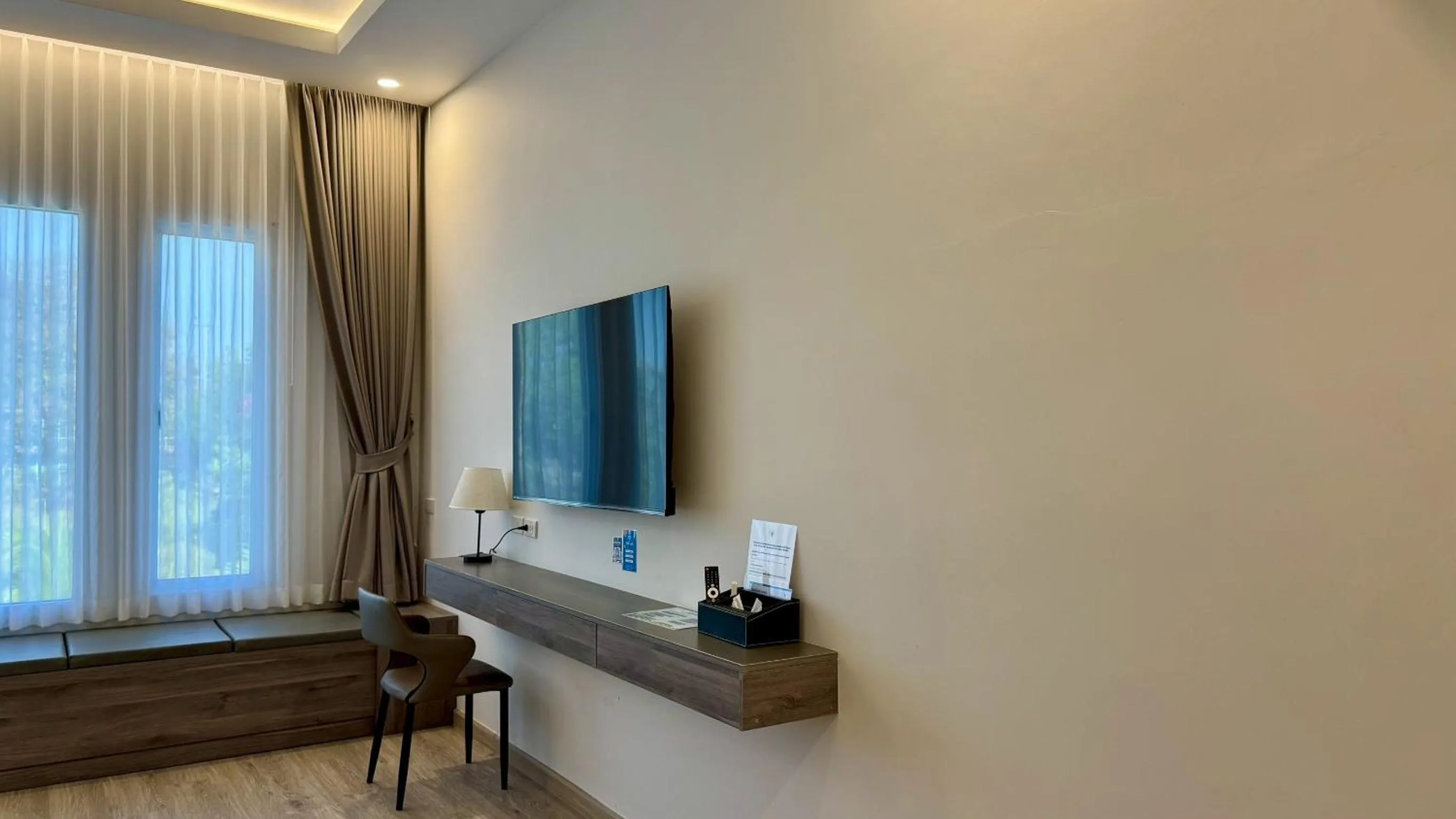 TV and multimedia in Baan Suan Khun Ta and Golf Resort