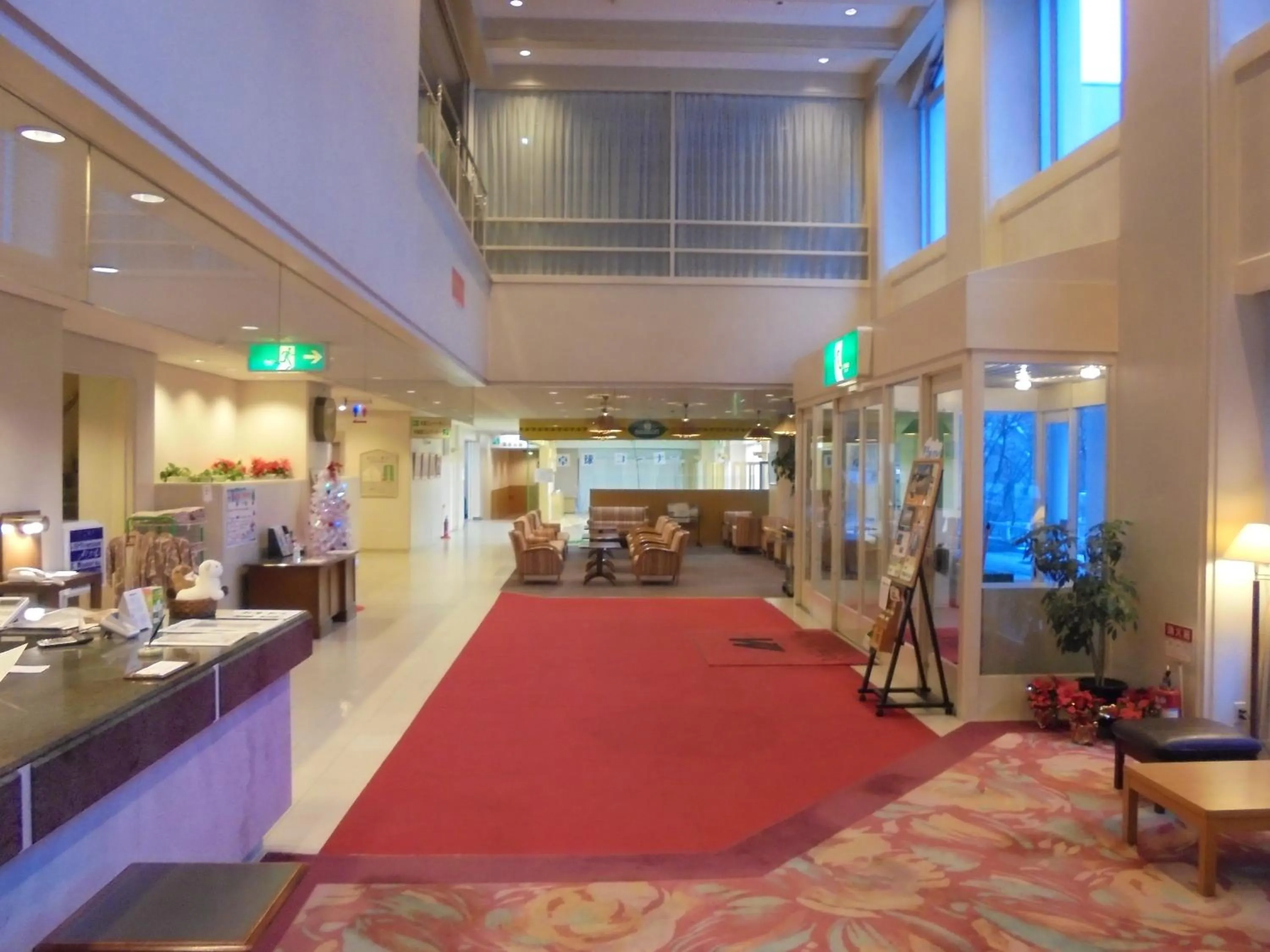 Lobby or reception in Mount View Hotel