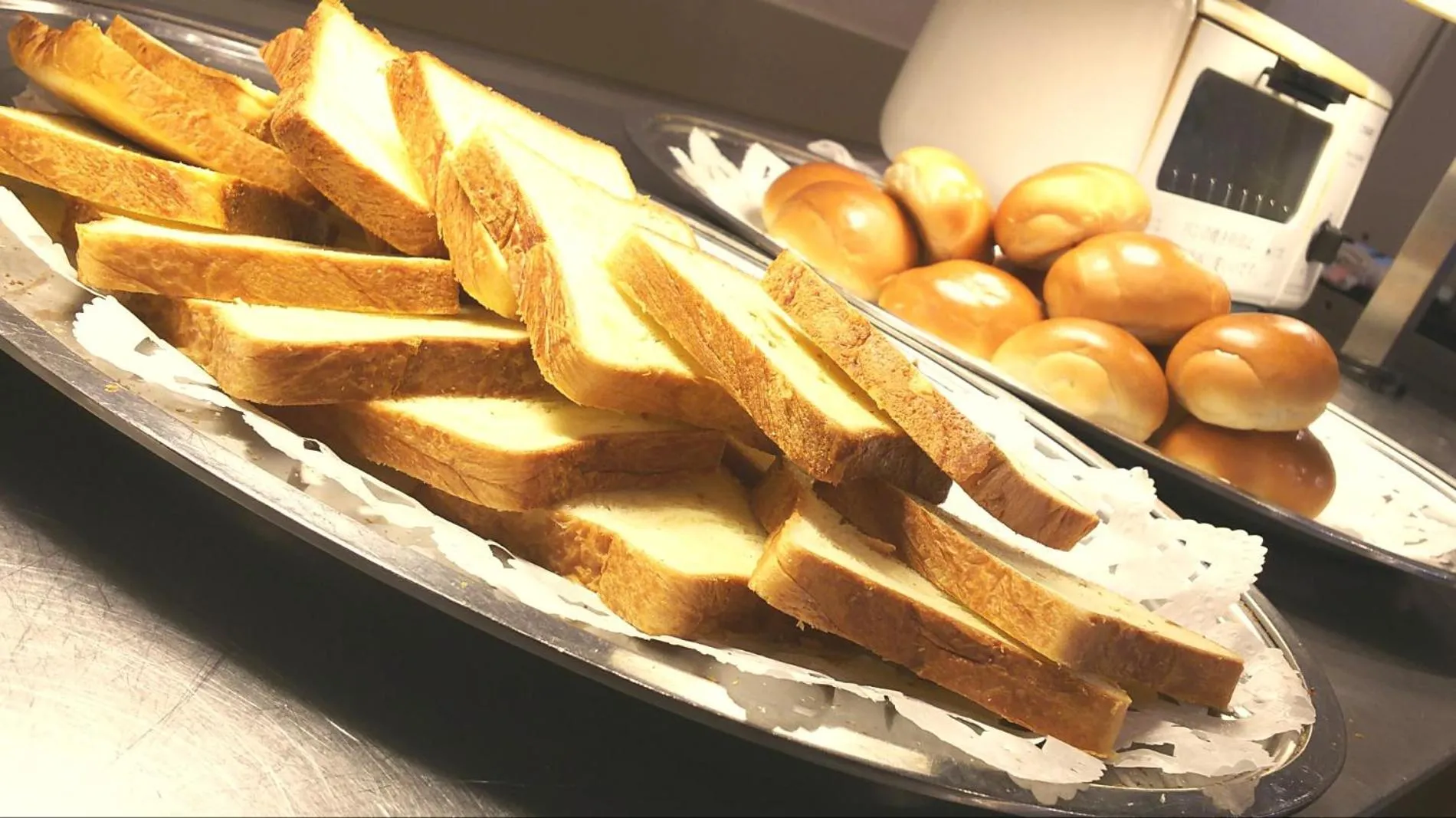 Breakfast in Mount View Hotel