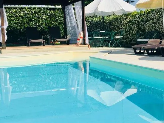 Swimming pool in Nonna Anita Palace Narni