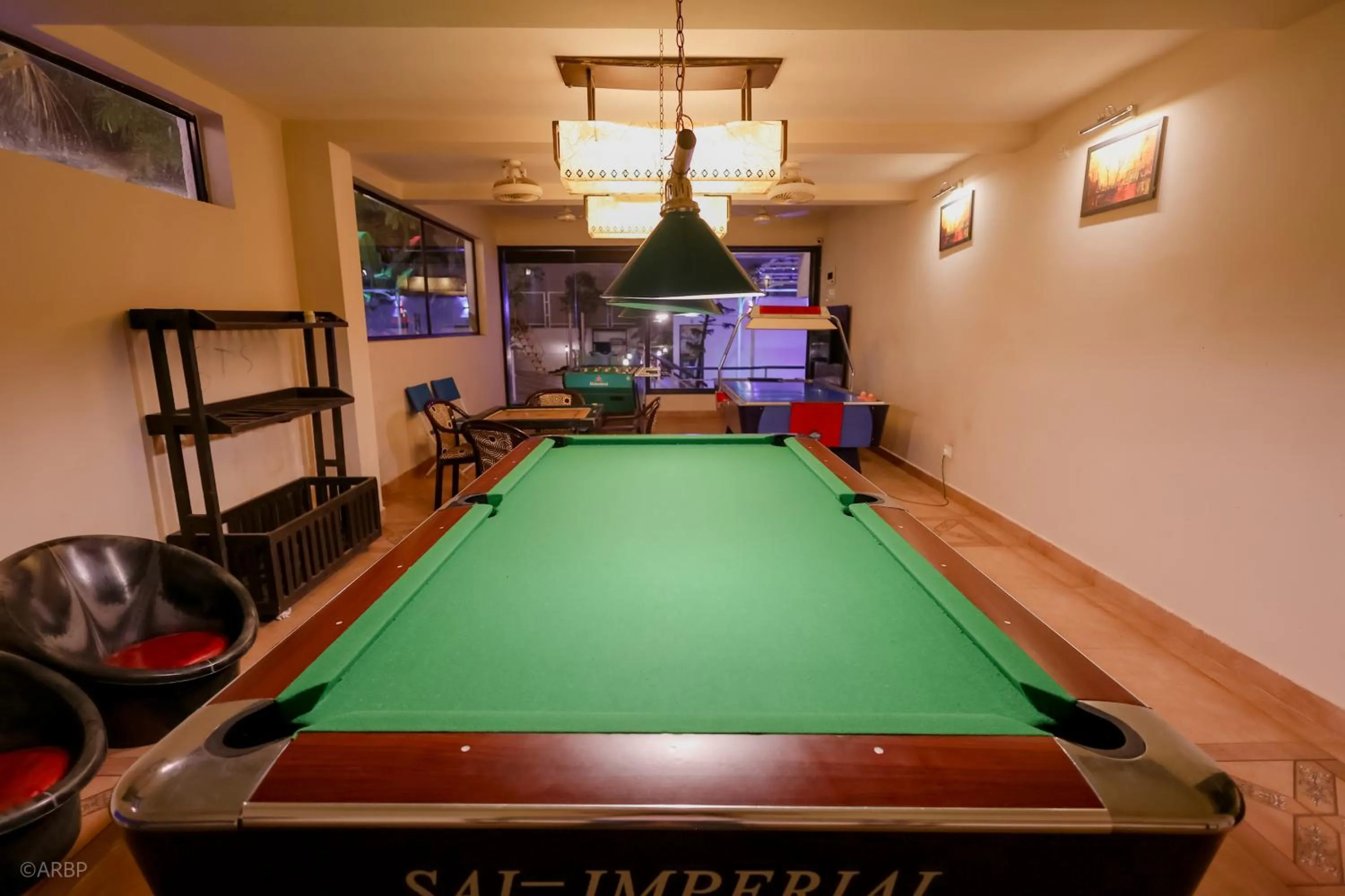 Billiard in La Sunila suites Baga by WSI