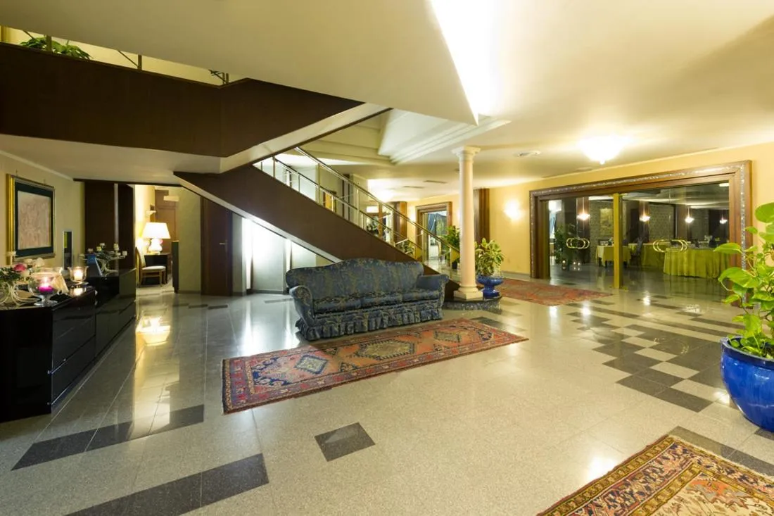 Hotel Lido - Beach and Palace