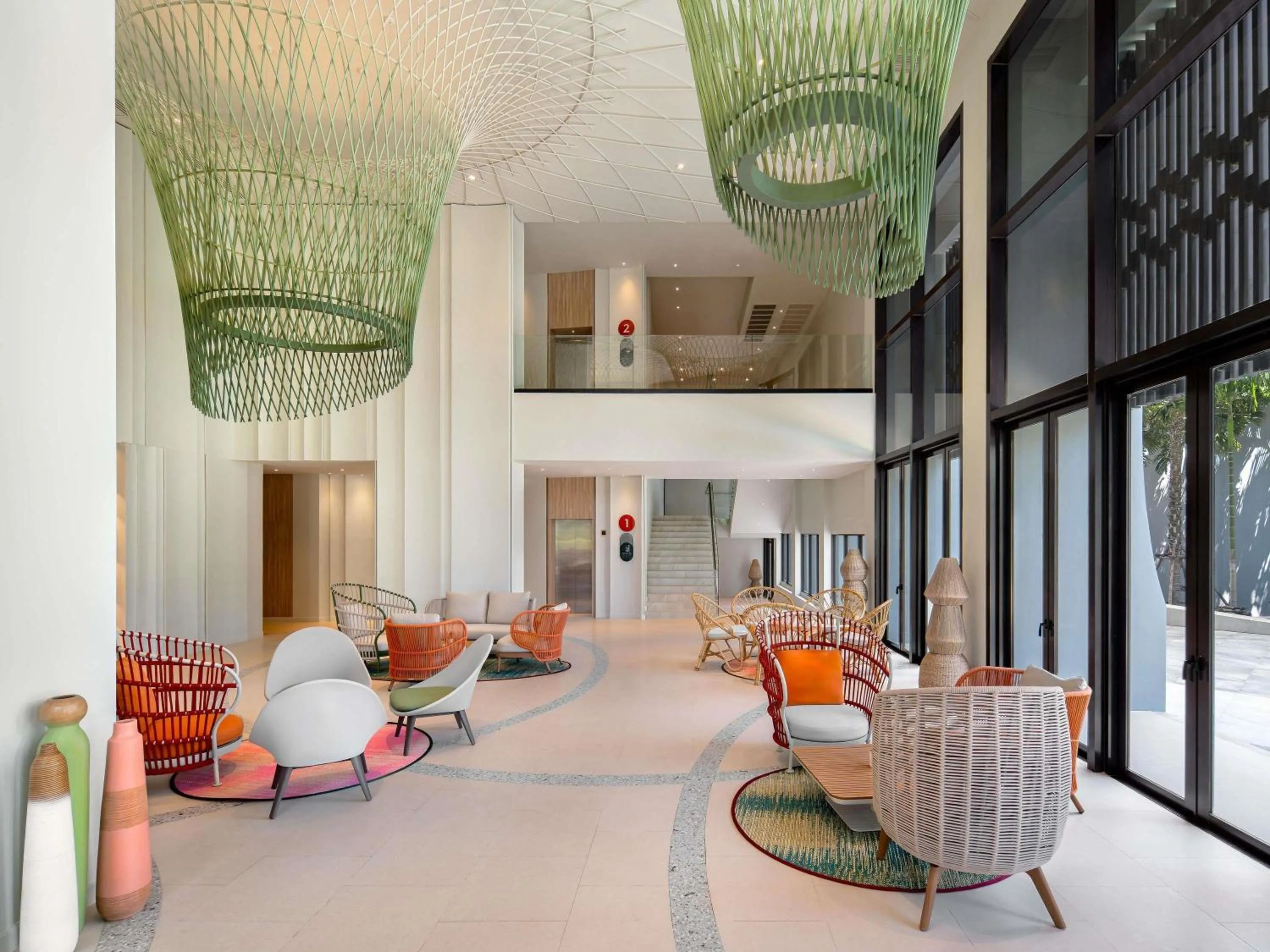 Lounge or bar in Mercure Rayong Lomtalay Villas & Resort