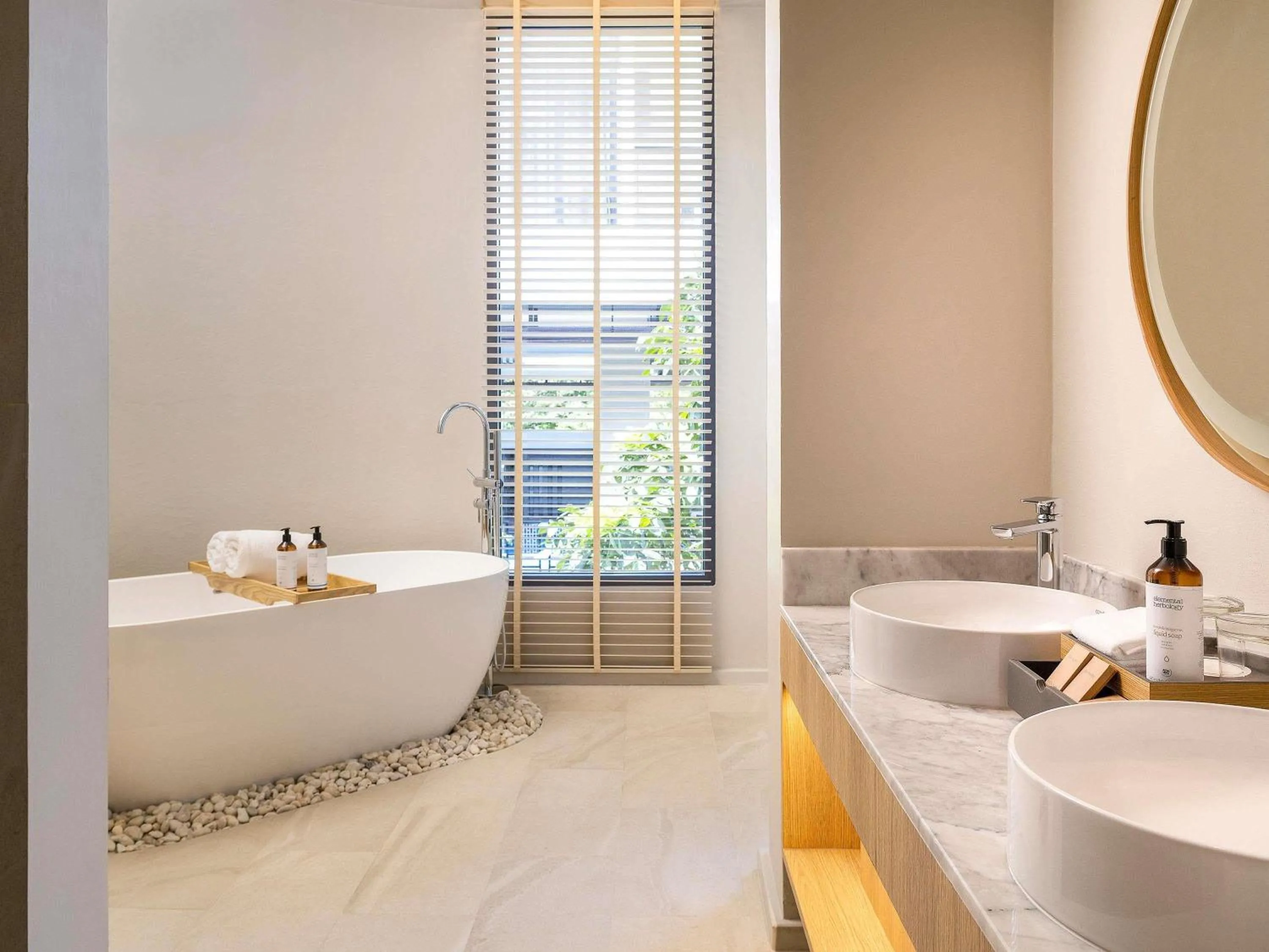 Bedroom in Mercure Rayong Lomtalay Villas & Resort