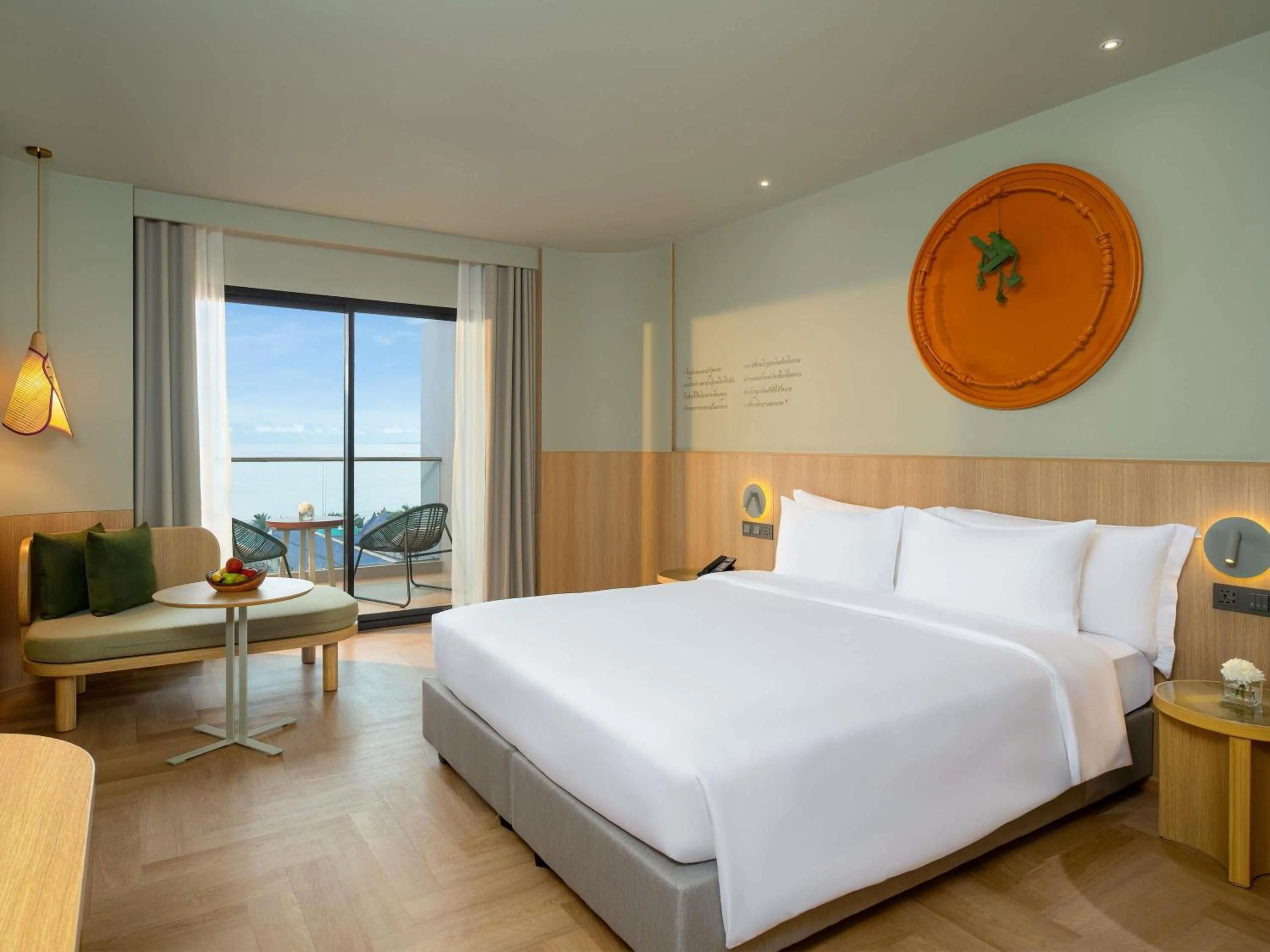 Bedroom, Bed in Mercure Rayong Lomtalay Villas & Resort
