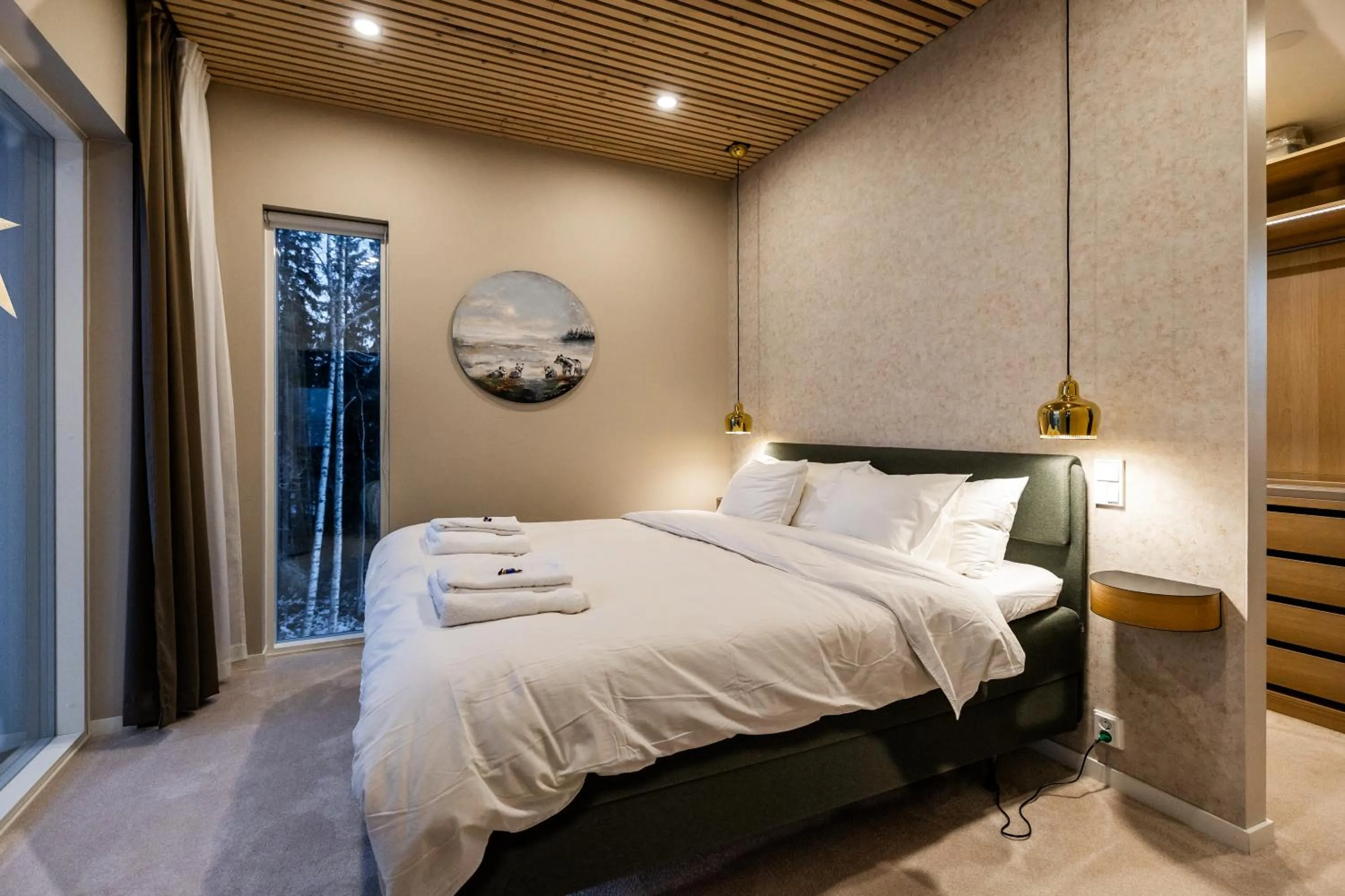 Bed in Villa Forest -private location, sauna and jacuzzi