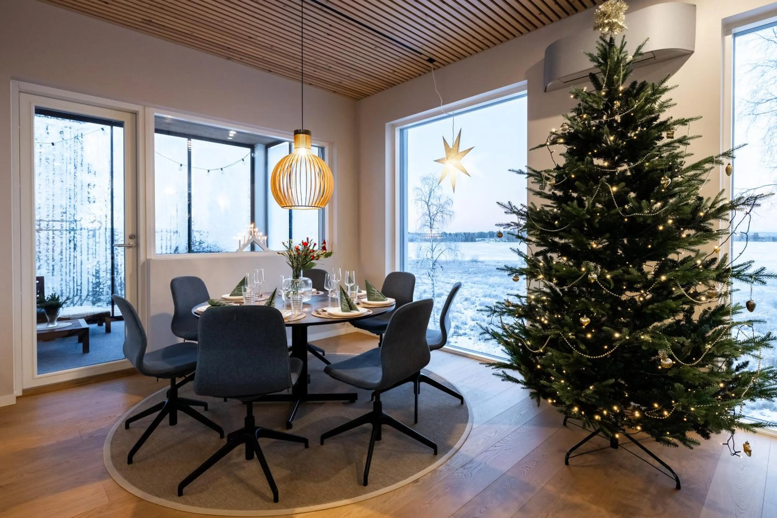 Villa Forest -private location, sauna and jacuzzi