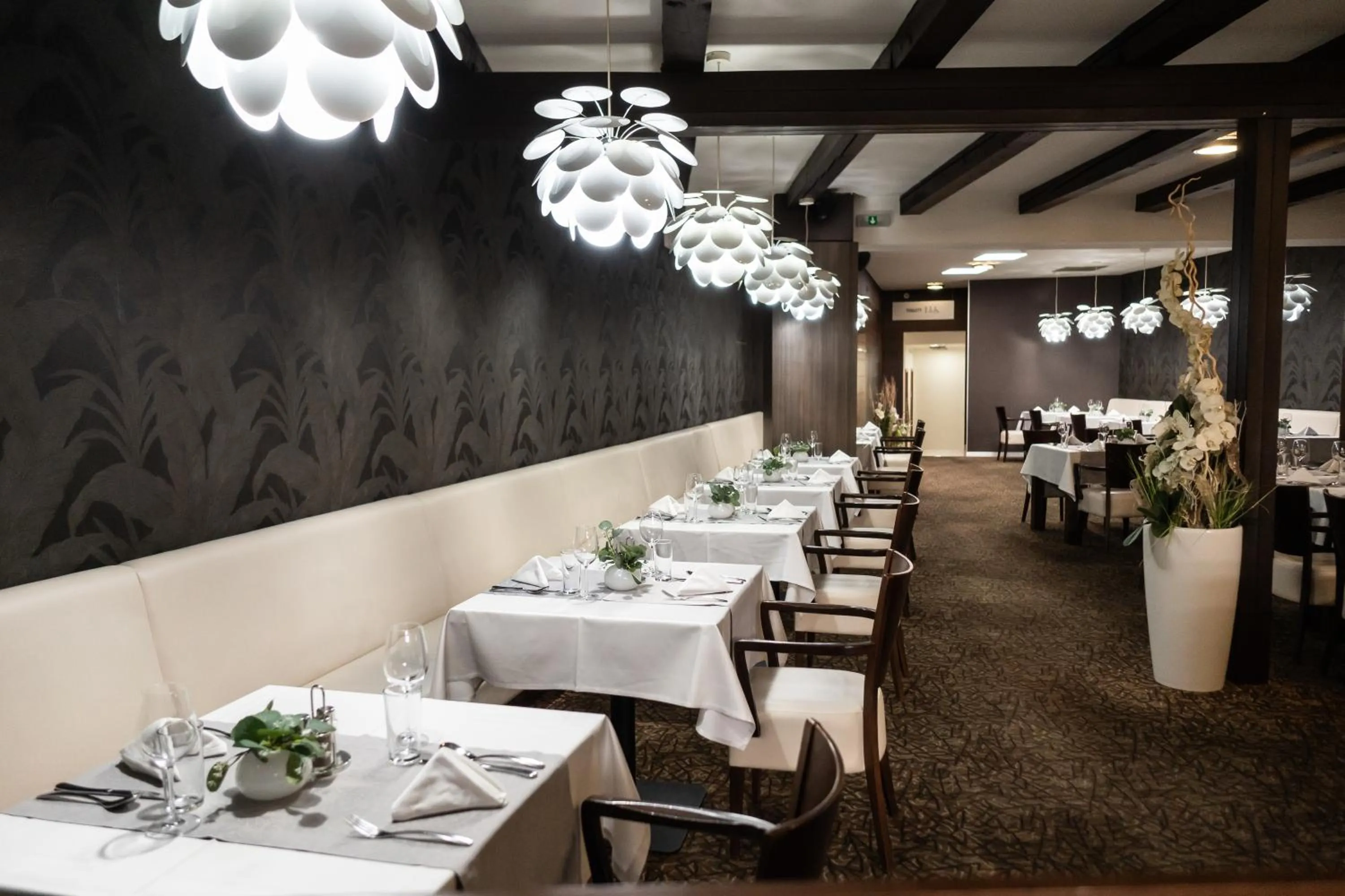 Restaurant/places to eat in Hotel Sladovna