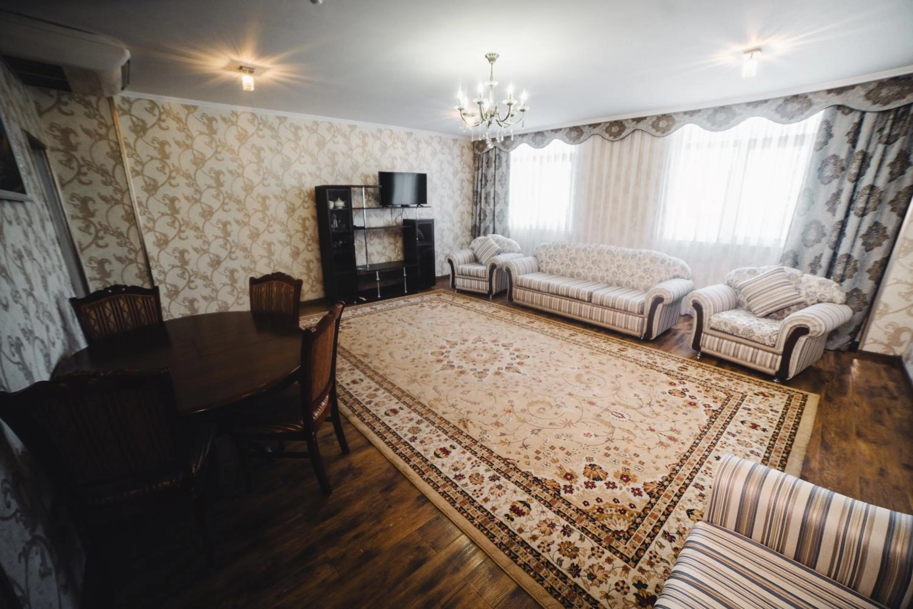 Decorative detail, Bed in Sunrise Osh