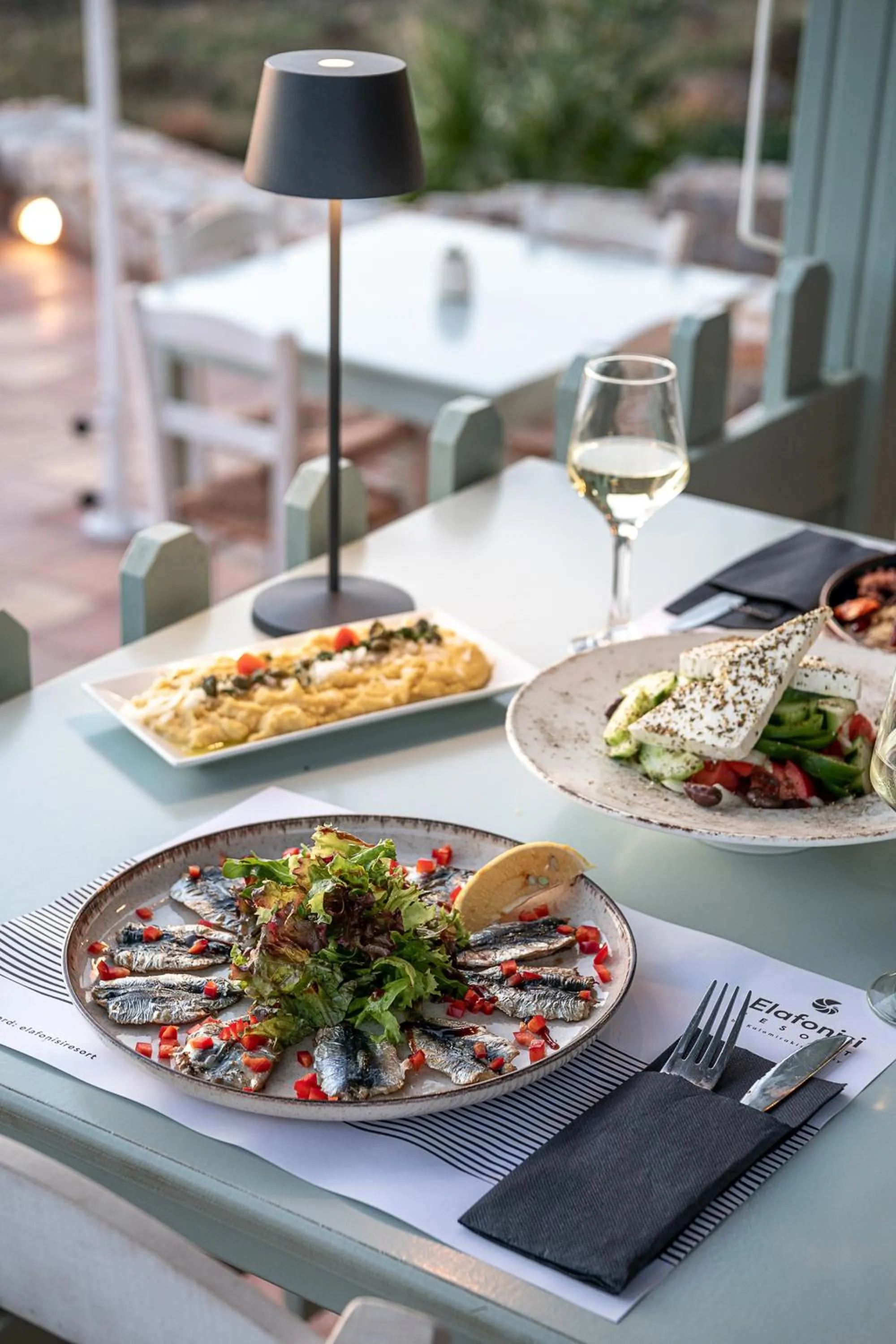 Restaurant/places to eat in Elafonisi Resort by Kalomirakis Family