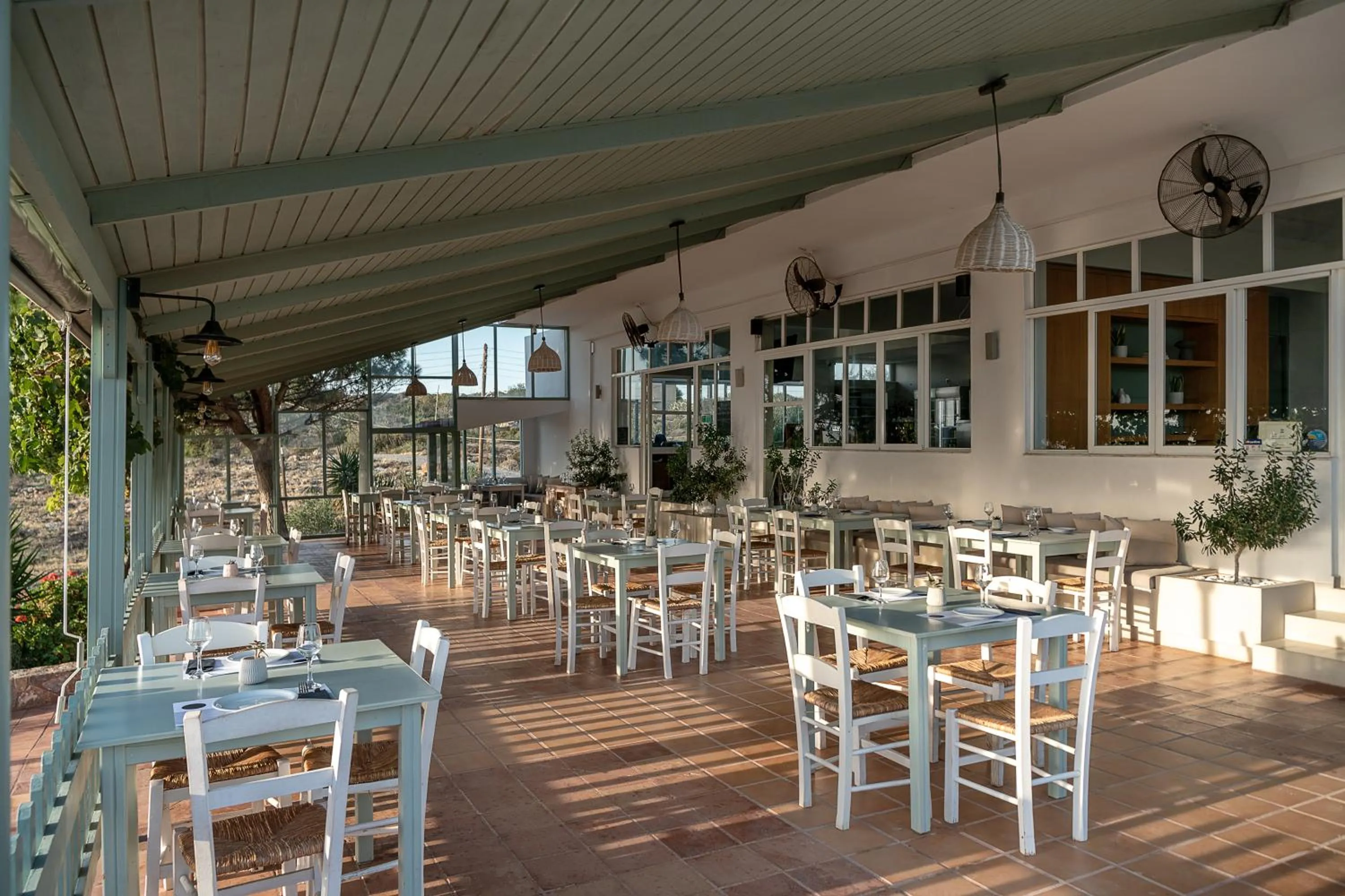 Restaurant/places to eat in Elafonisi Resort by Kalomirakis Family