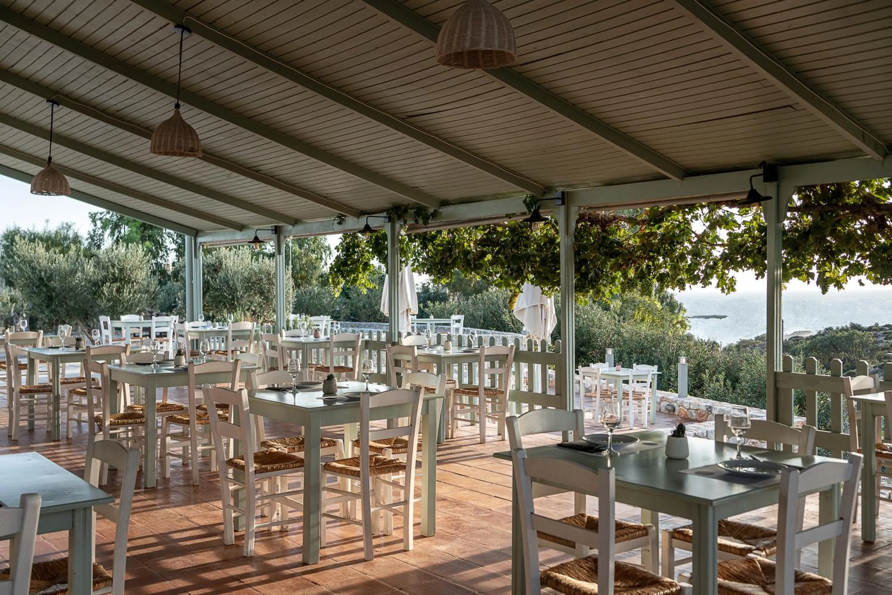 Restaurant/places to eat in Elafonisi Resort by Kalomirakis Family