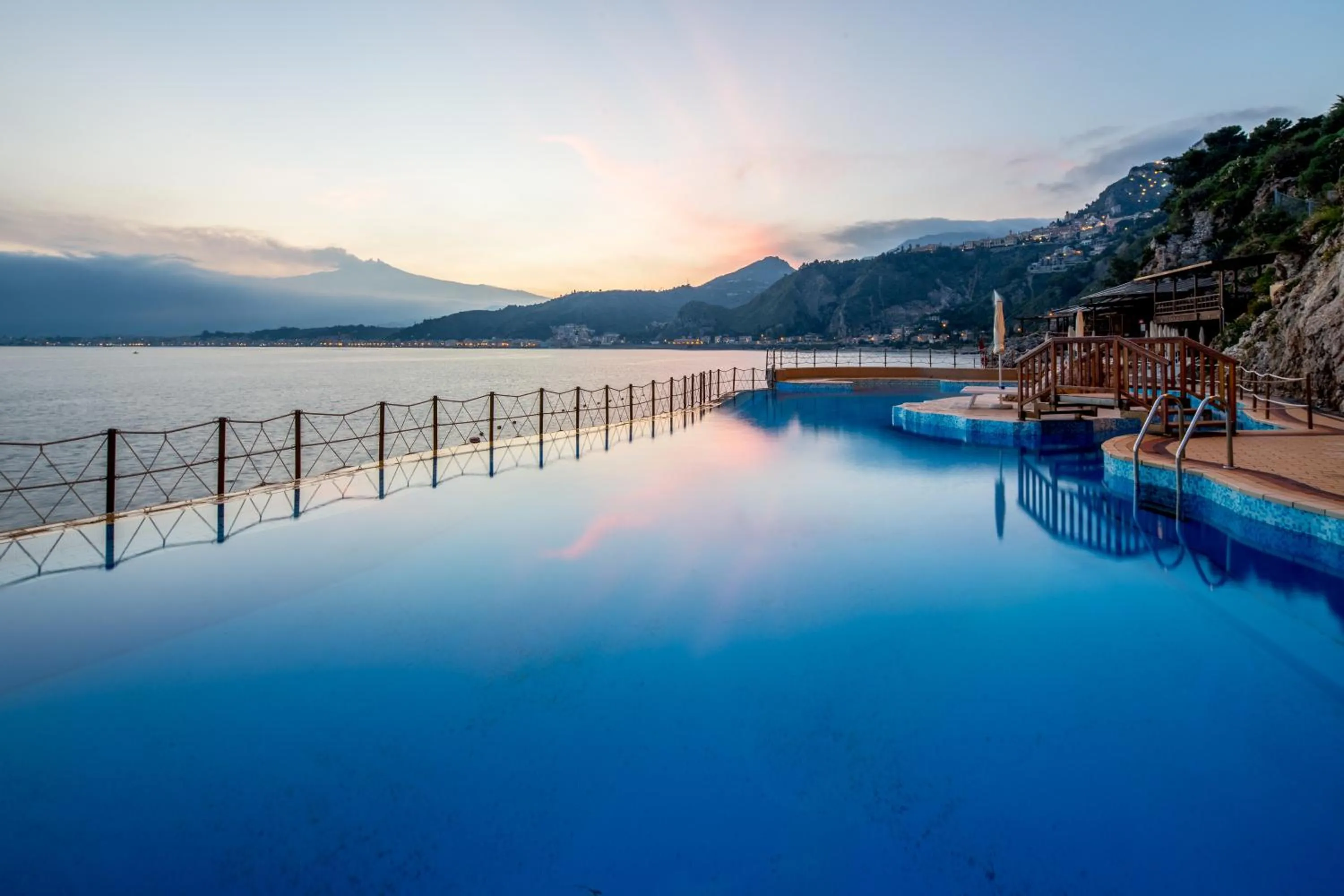 Swimming pool in UNA Hotels Capotaormina