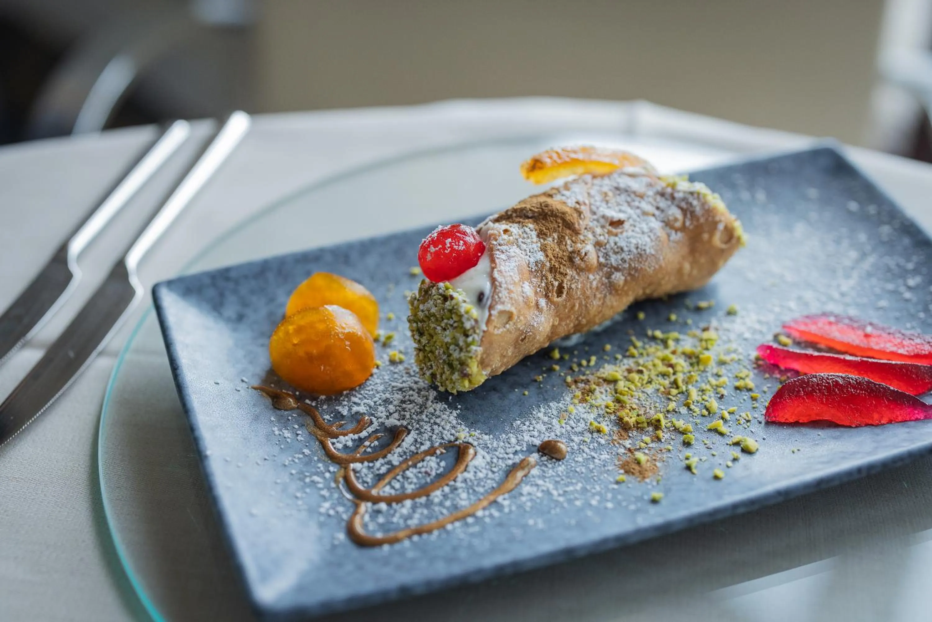 Food and drinks in UNA Hotels Capotaormina