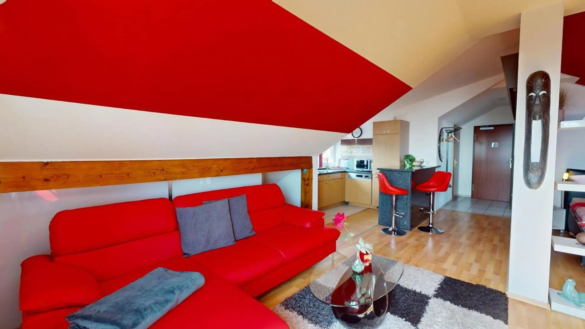 Kitchen or kitchenette in Apartments am Sund