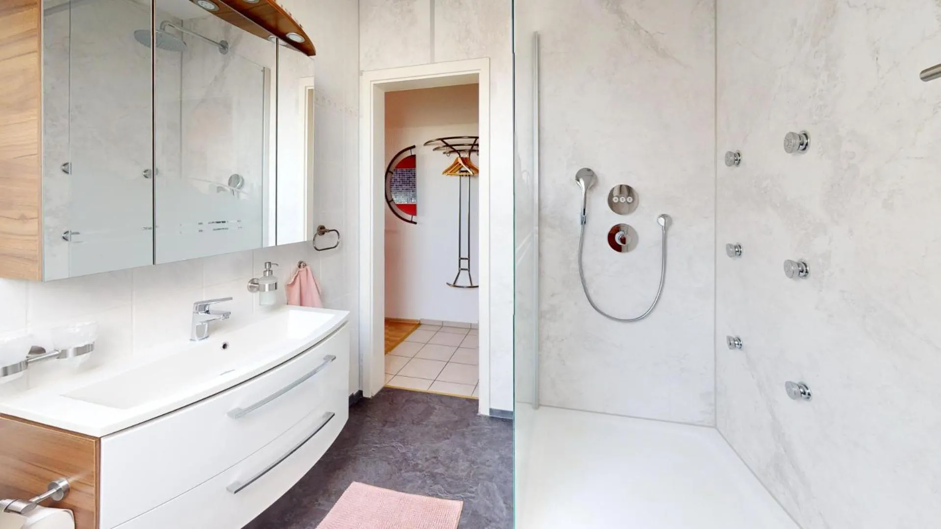 Shower in Apartments am Sund